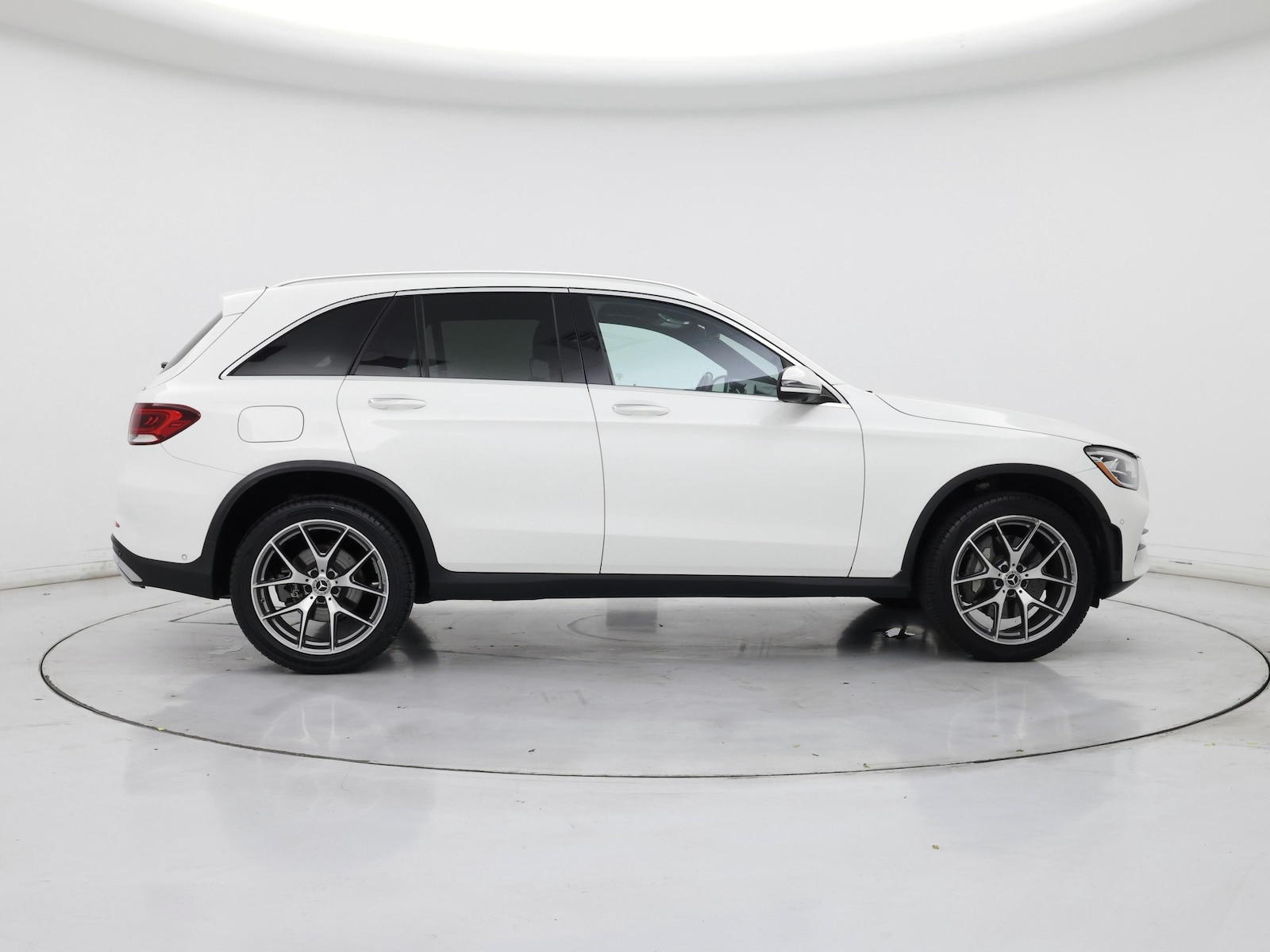 2022 Mercedes-Benz GLC GLC300 - Photo 8