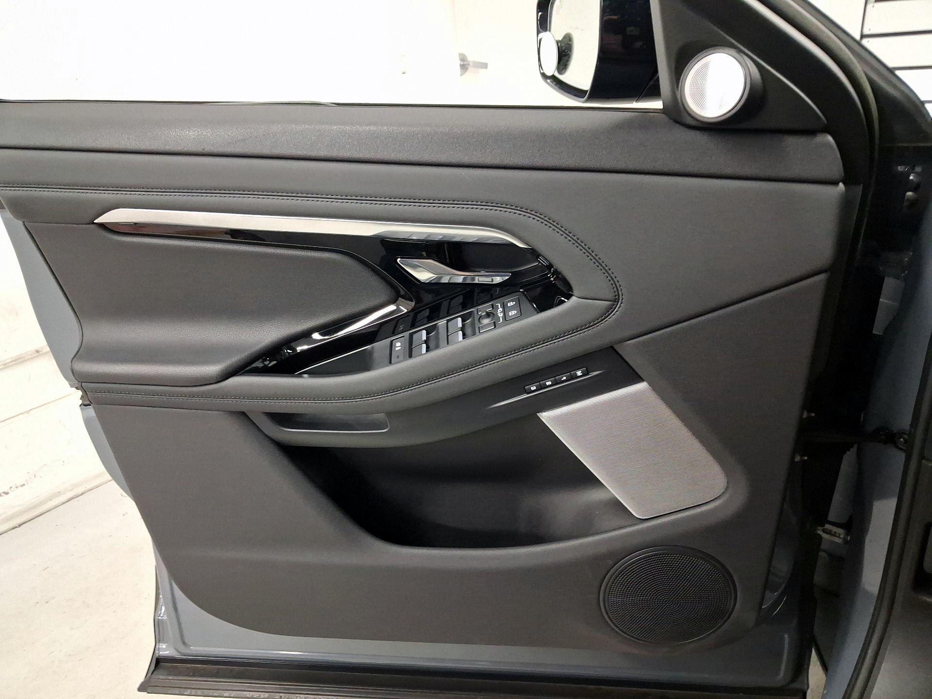 Thumbnail: 2023 Land Rover Range Rover Evoque - 12