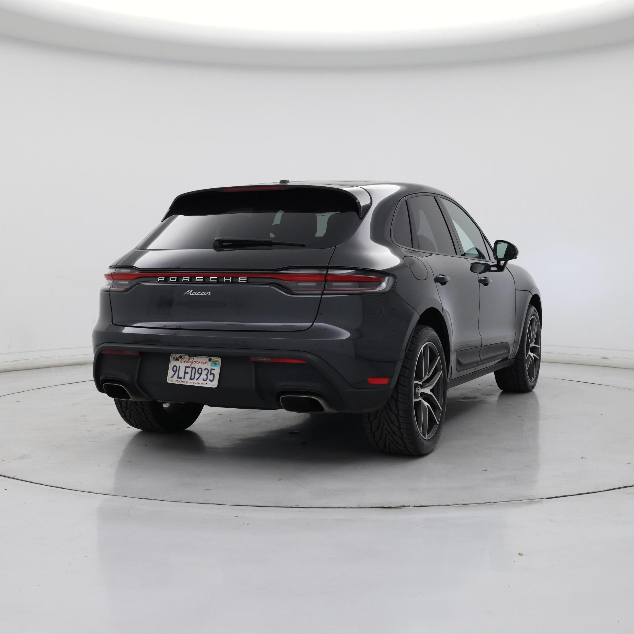 Thumbnail: 2024 Porsche Macan - 8