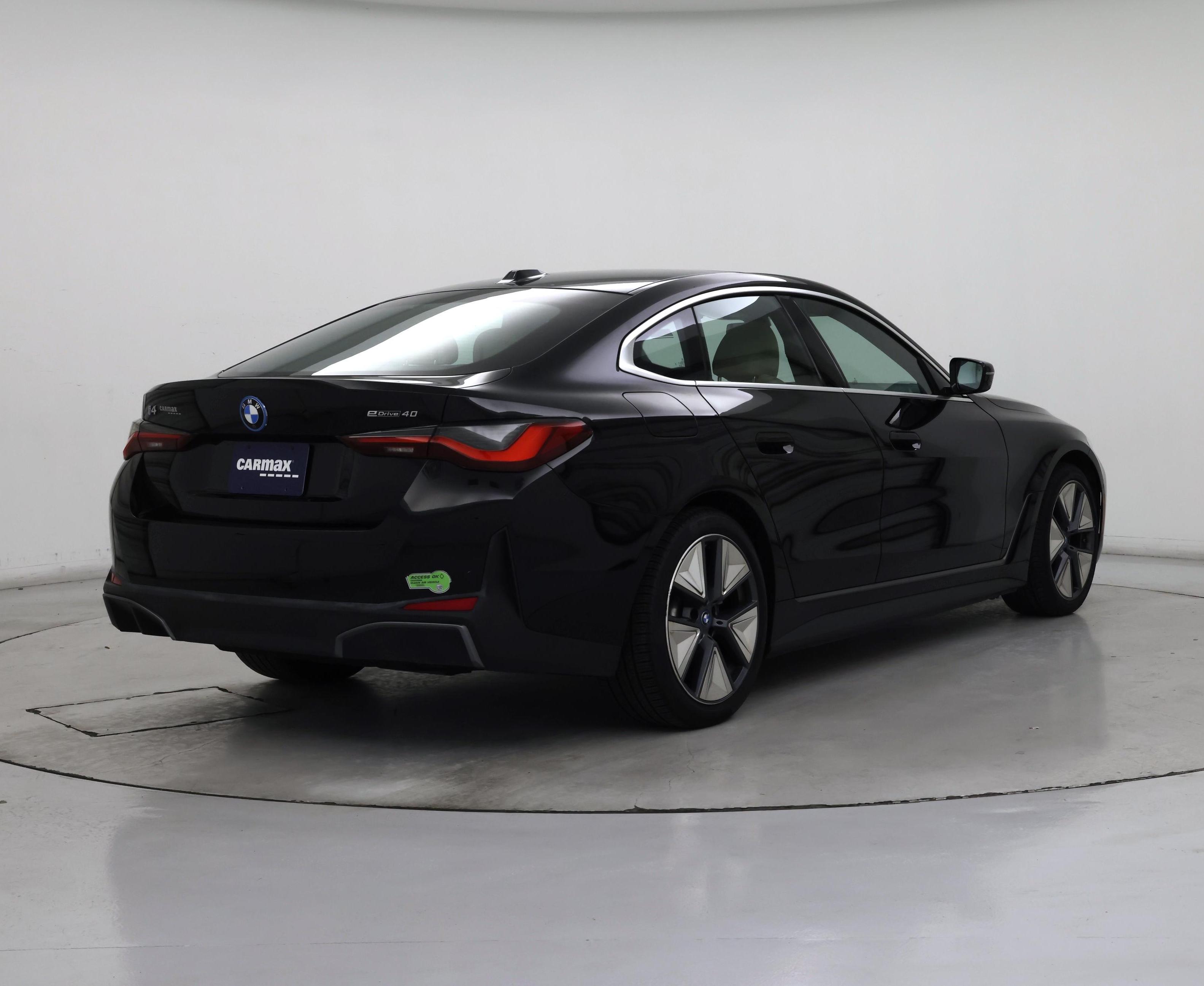 Thumbnail: 2023 BMW i4 - 8