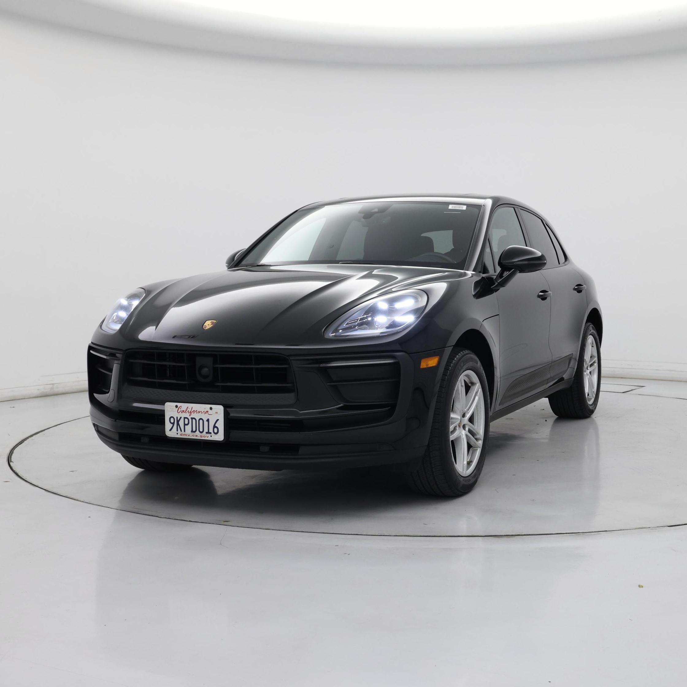 Thumbnail: 2024 Porsche Macan - 4