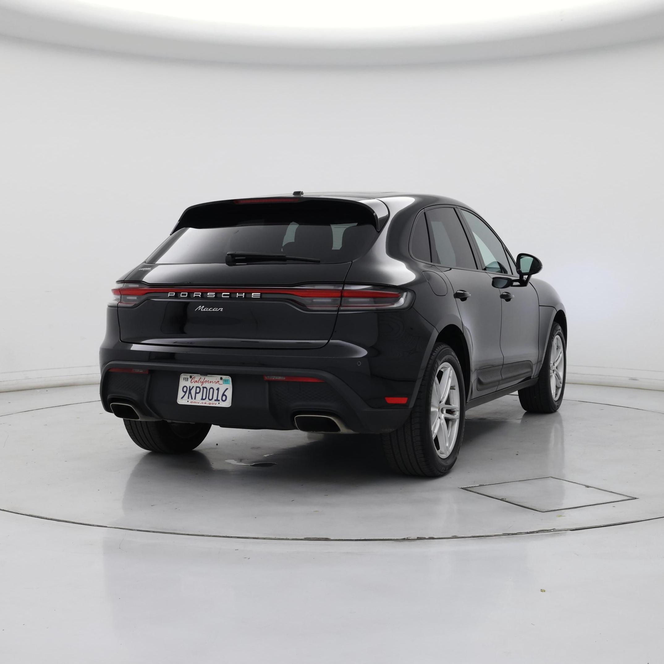 Thumbnail: 2024 Porsche Macan - 8