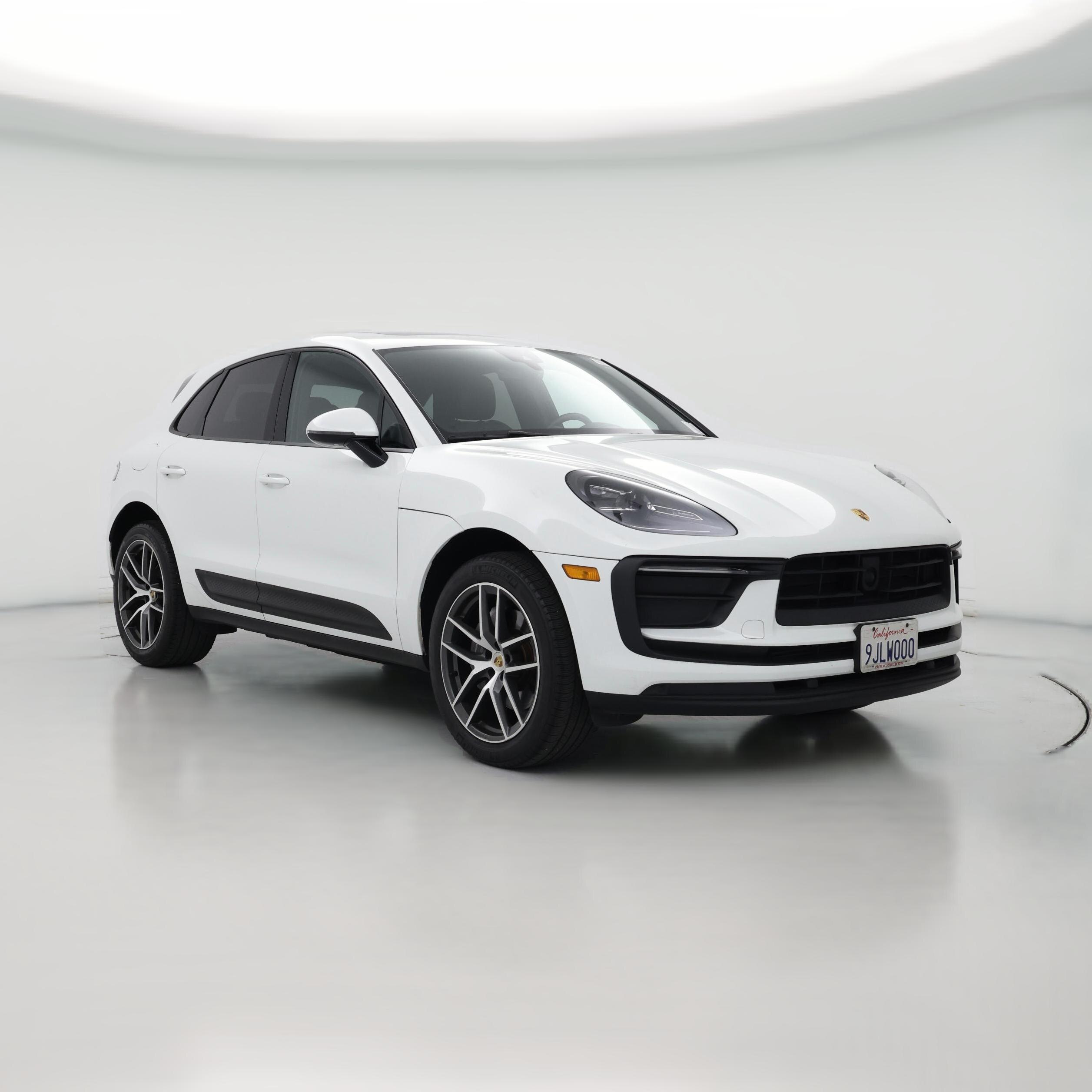 Thumbnail: 2024 Porsche Macan - 1