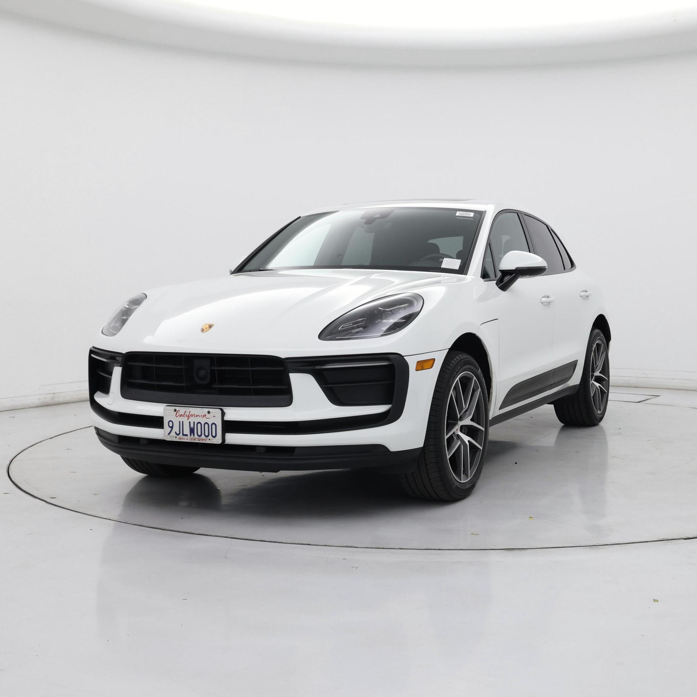 Thumbnail: 2024 Porsche Macan - 4