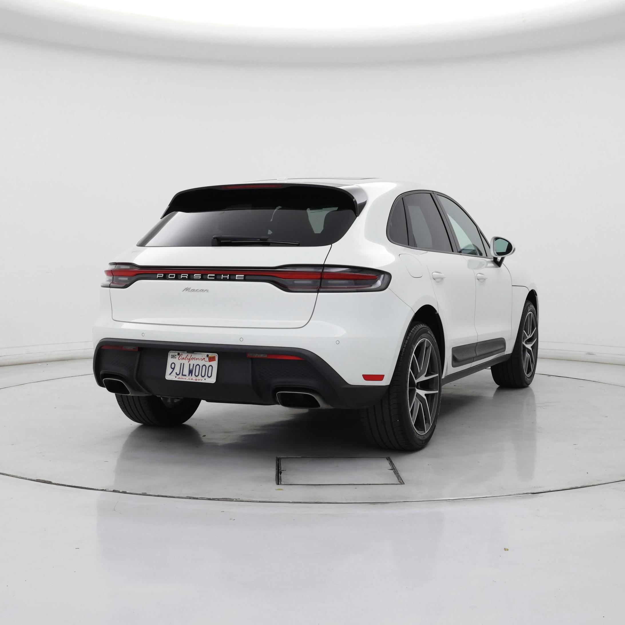 Thumbnail: 2024 Porsche Macan - 8