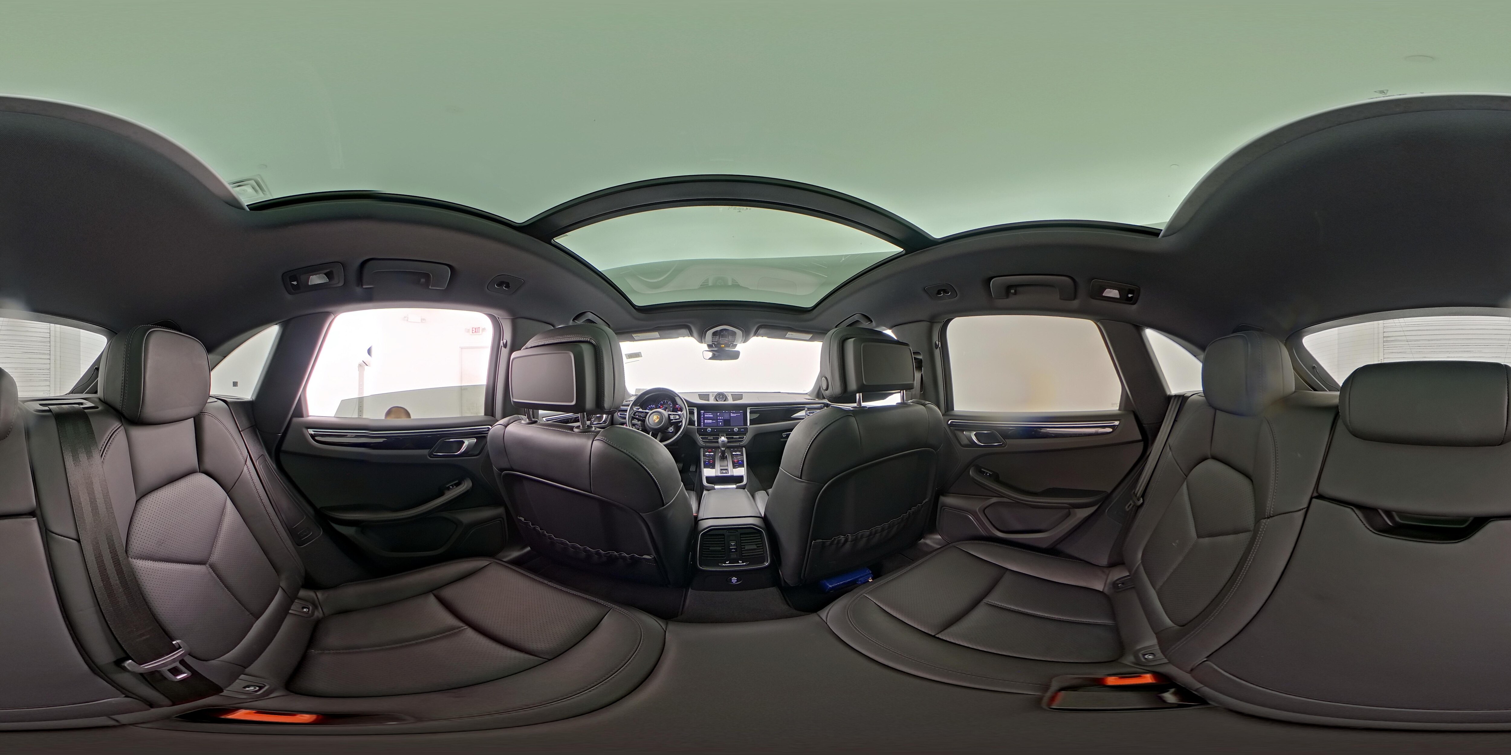 2023 Porsche Macan T - Photo 27
