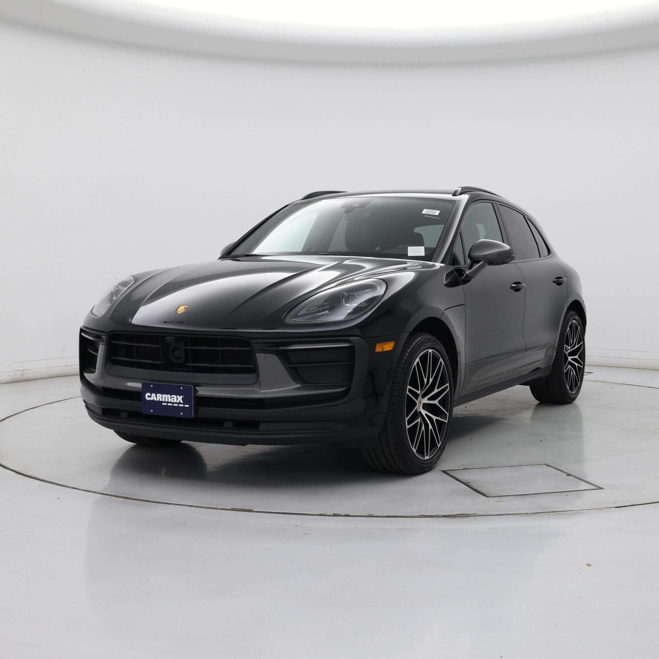 Thumbnail: 2023 Porsche Macan - 4