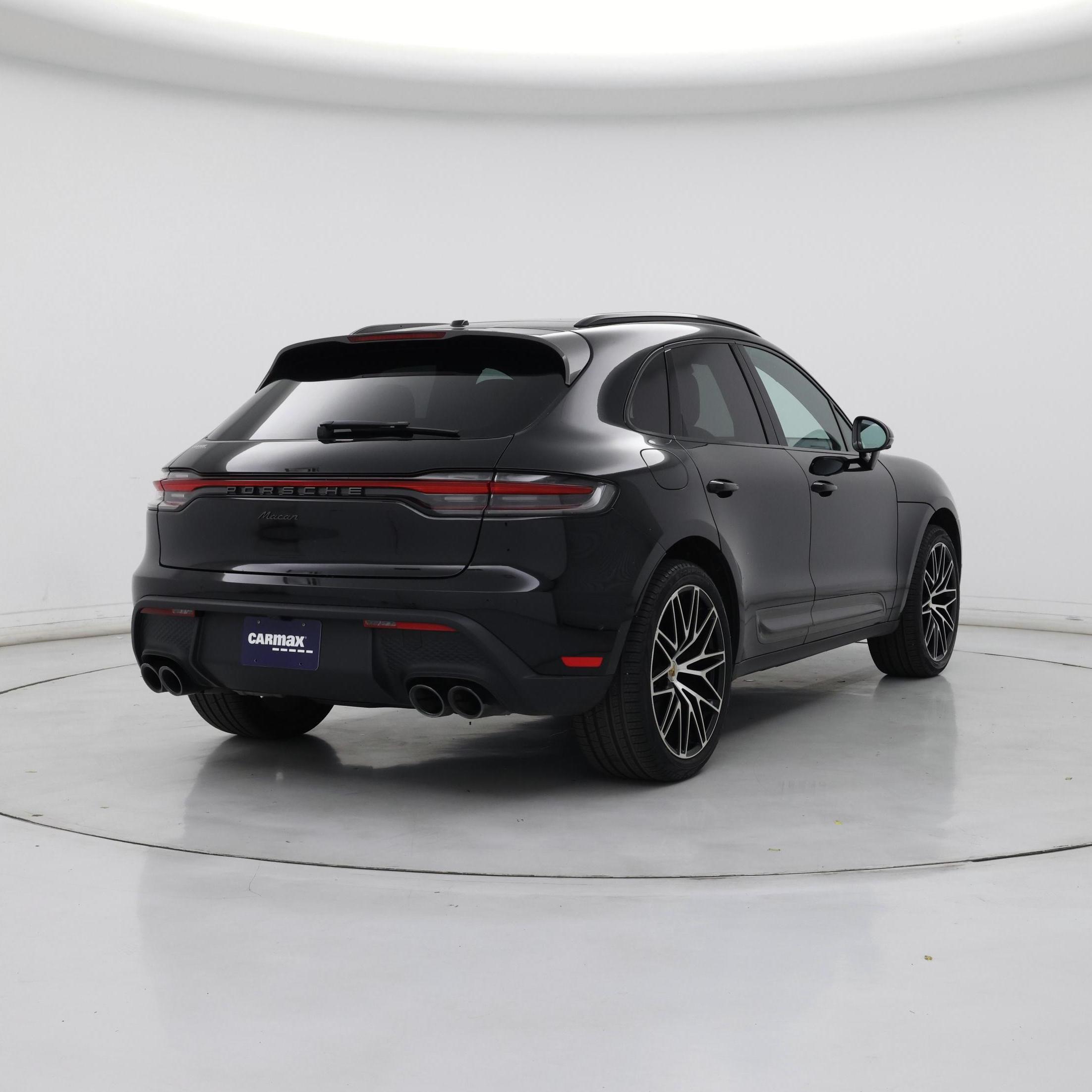 Thumbnail: 2023 Porsche Macan - 8