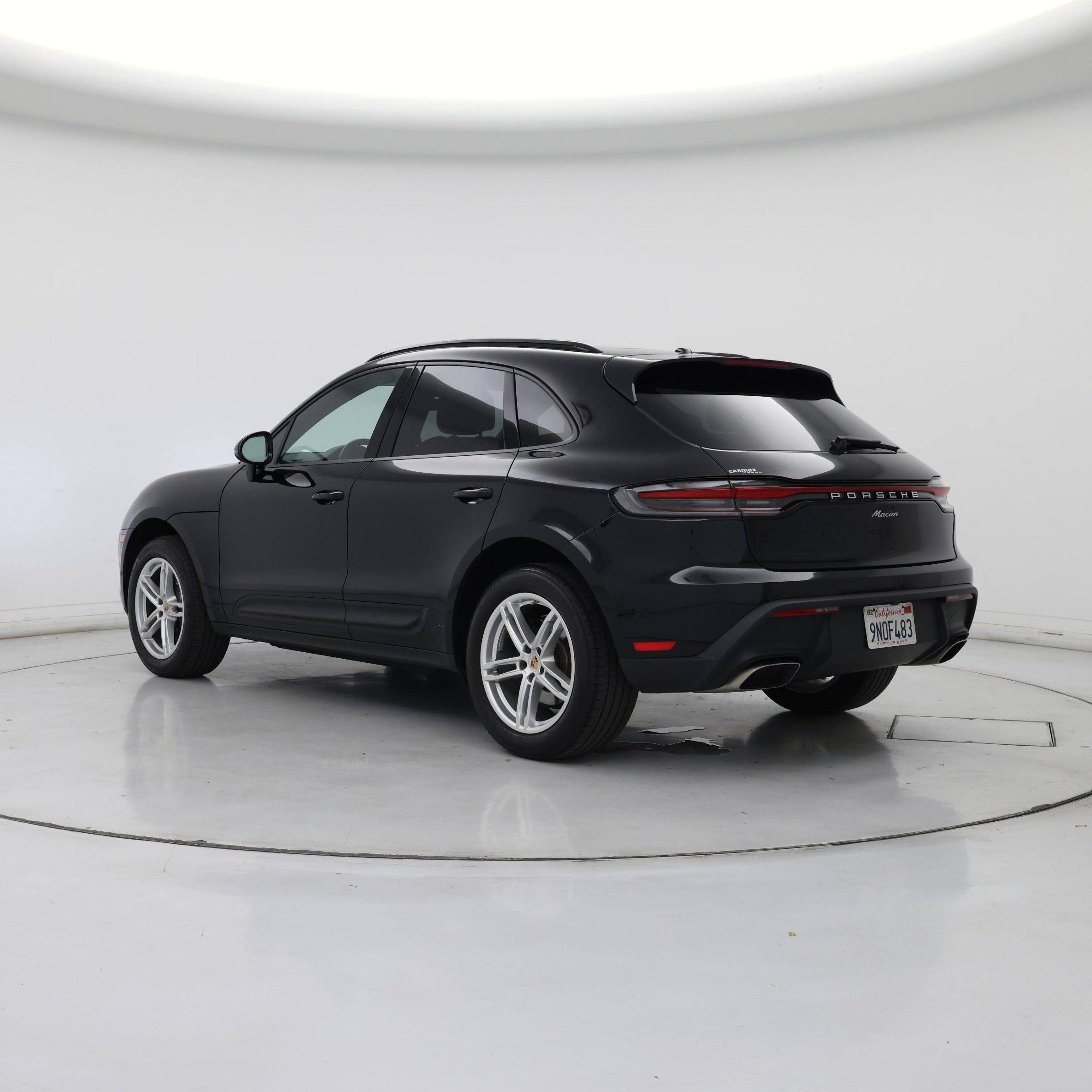 Thumbnail: 2024 Porsche Macan - 2