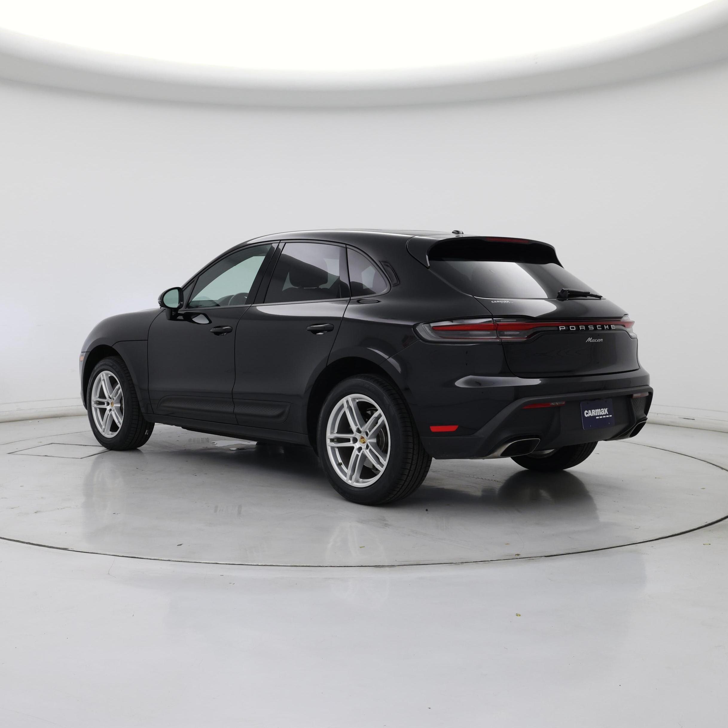 Thumbnail: 2024 Porsche Macan - 2
