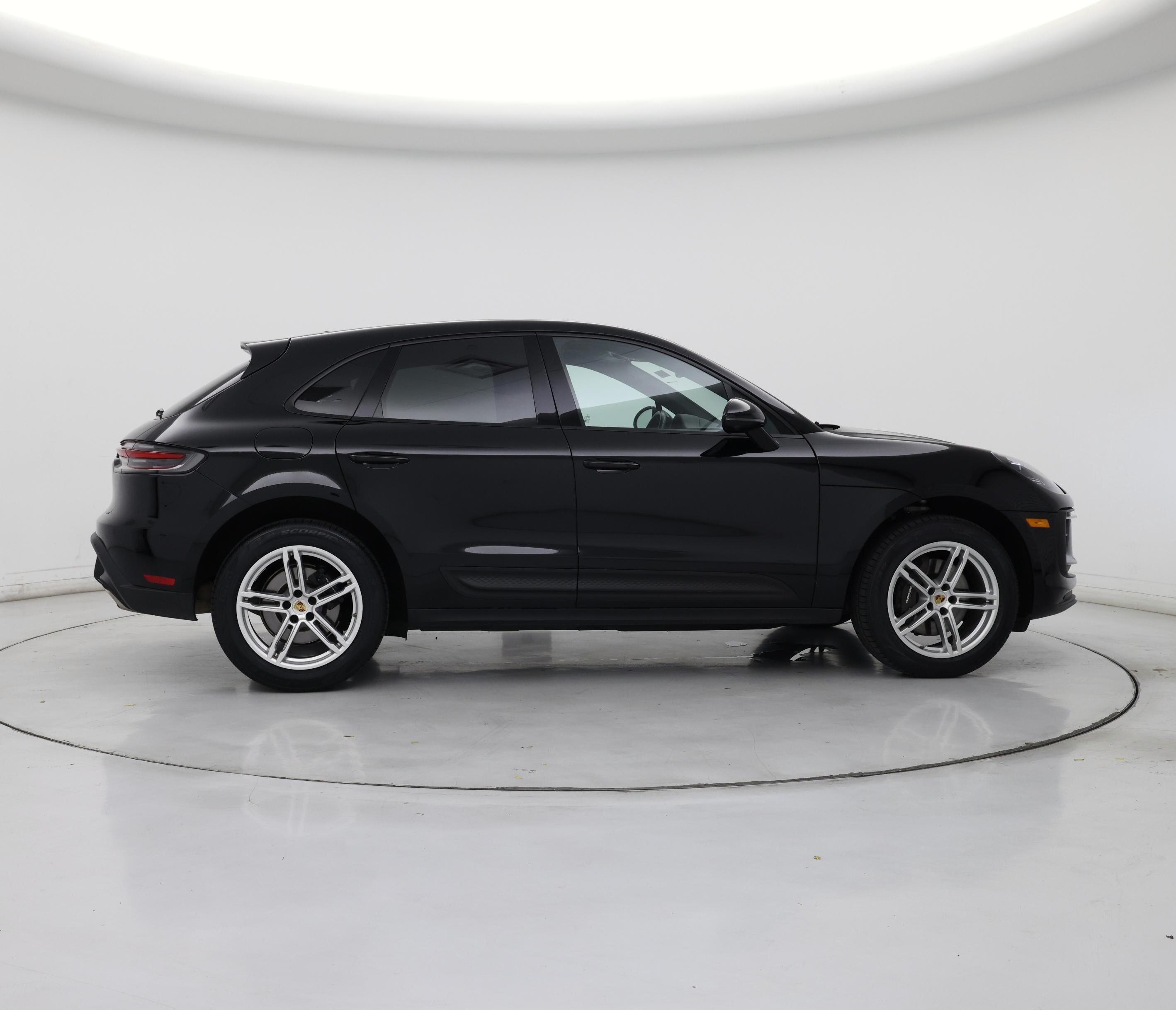 Thumbnail: 2024 Porsche Macan - 7