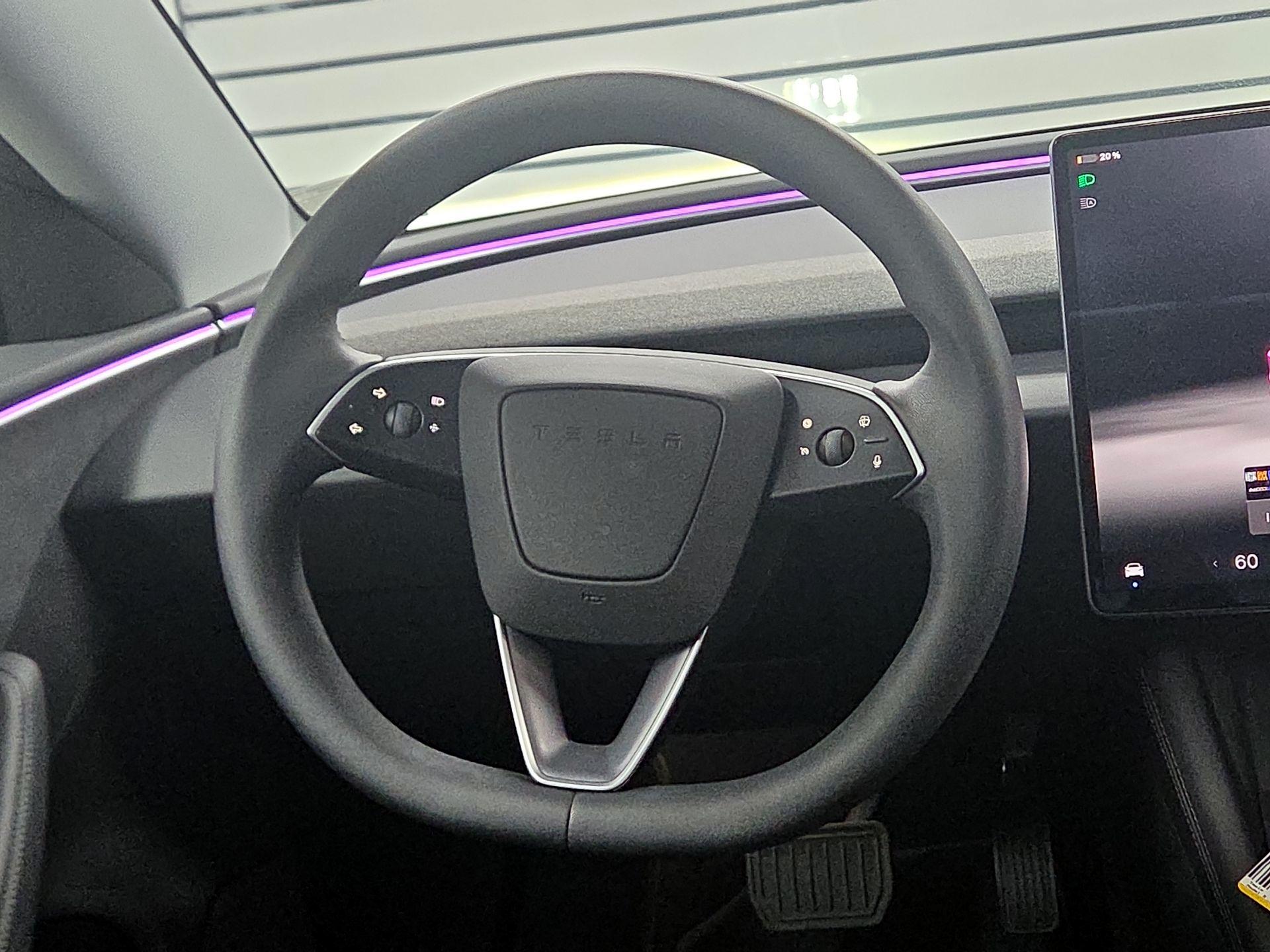 Thumbnail: 2025 Tesla Model 3 - 10