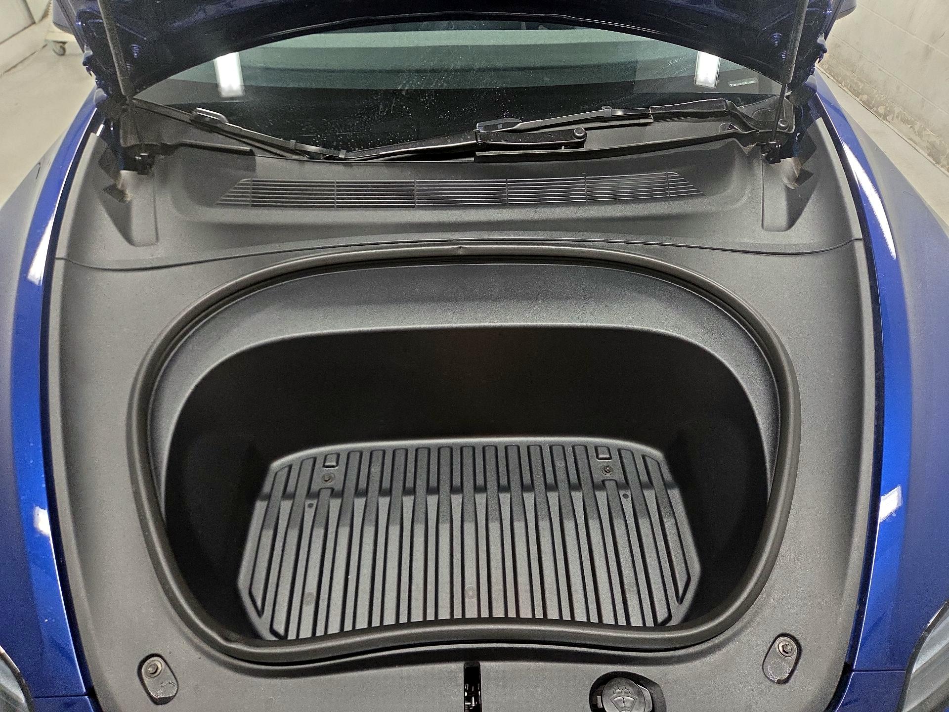 Thumbnail: 2025 Tesla Model 3 - 20