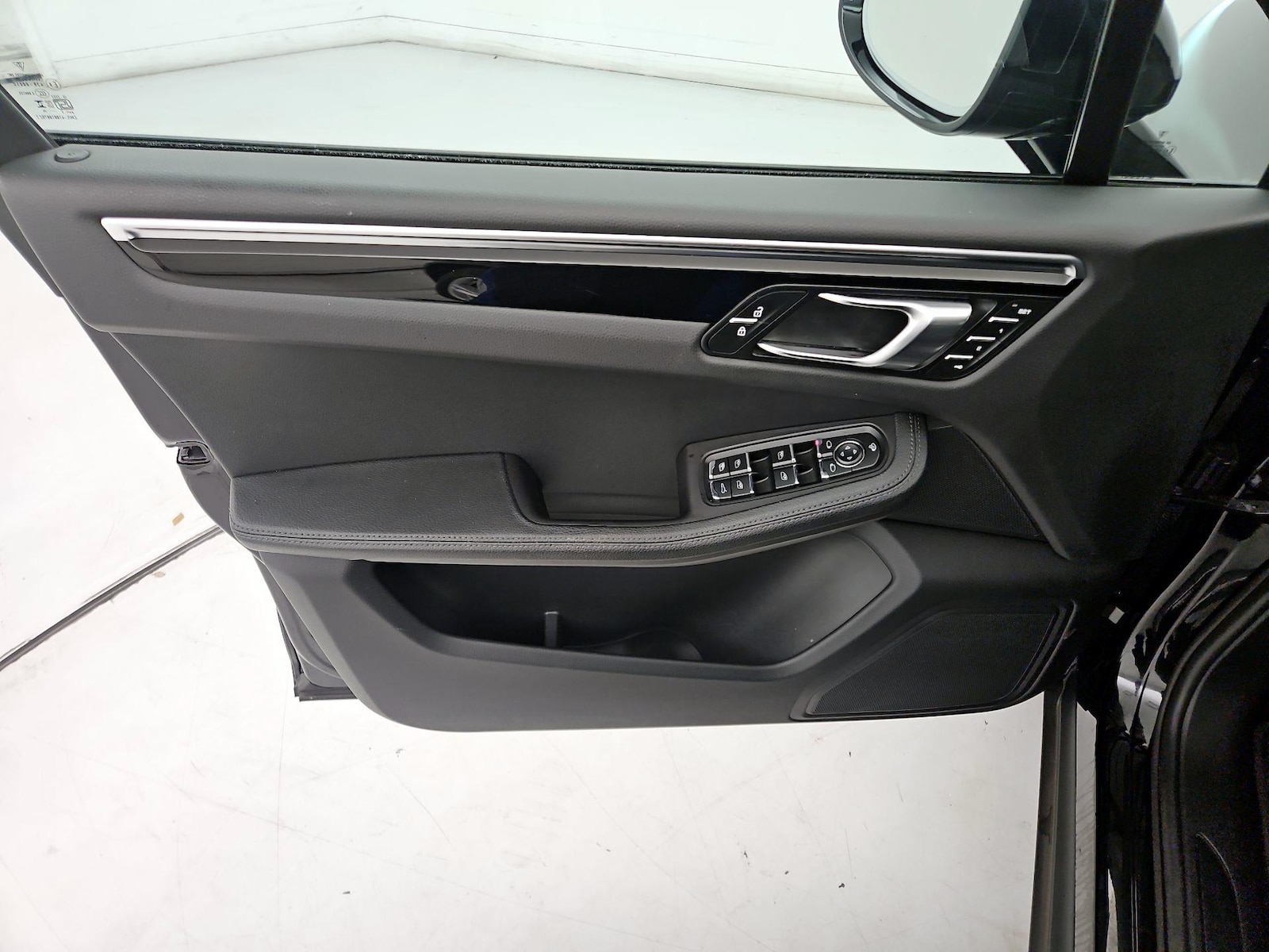 2024 Porsche Macan Base - Photo 13