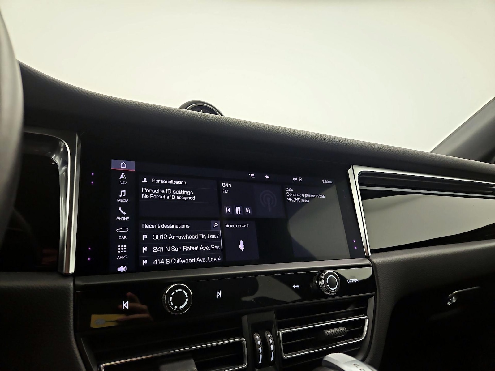 2024 Porsche Macan Base - Photo 17