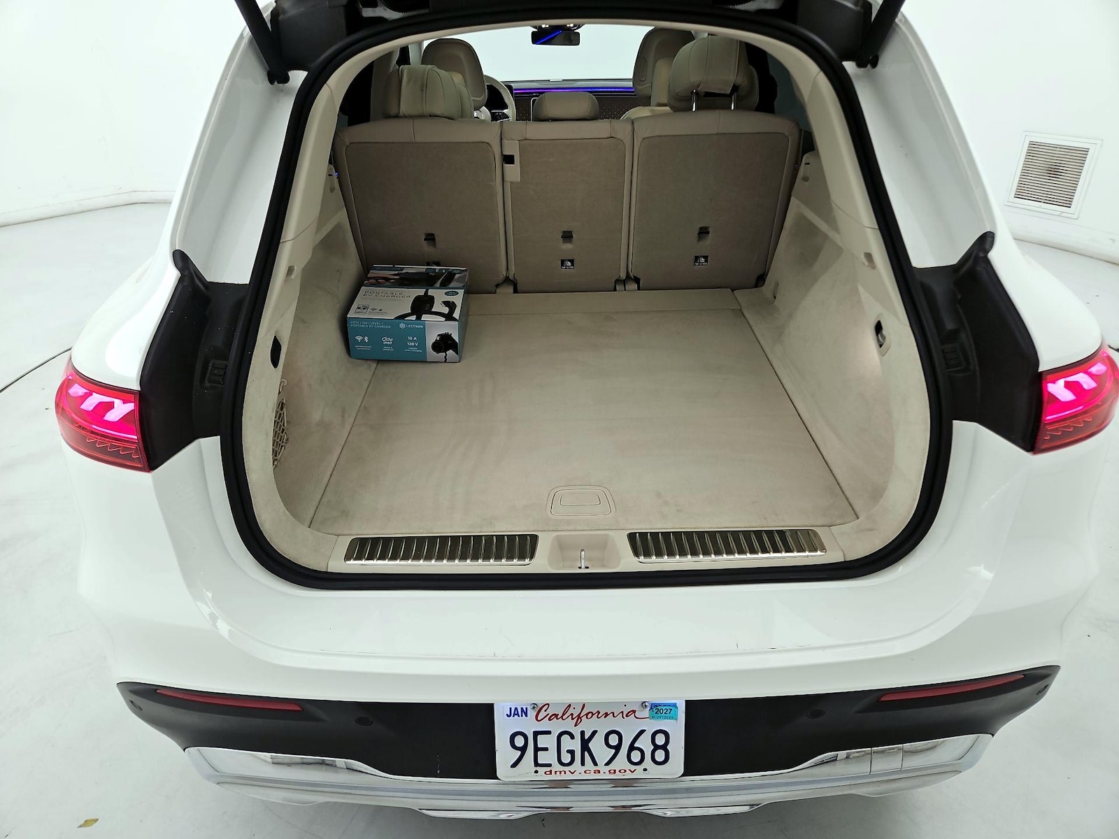 2023 Mercedes-Benz EQS SUV Base - Photo 23