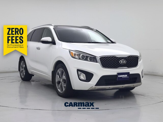 White 2016 Kia Sorento SUV / Crossover Front-Wheel Drive Automatic