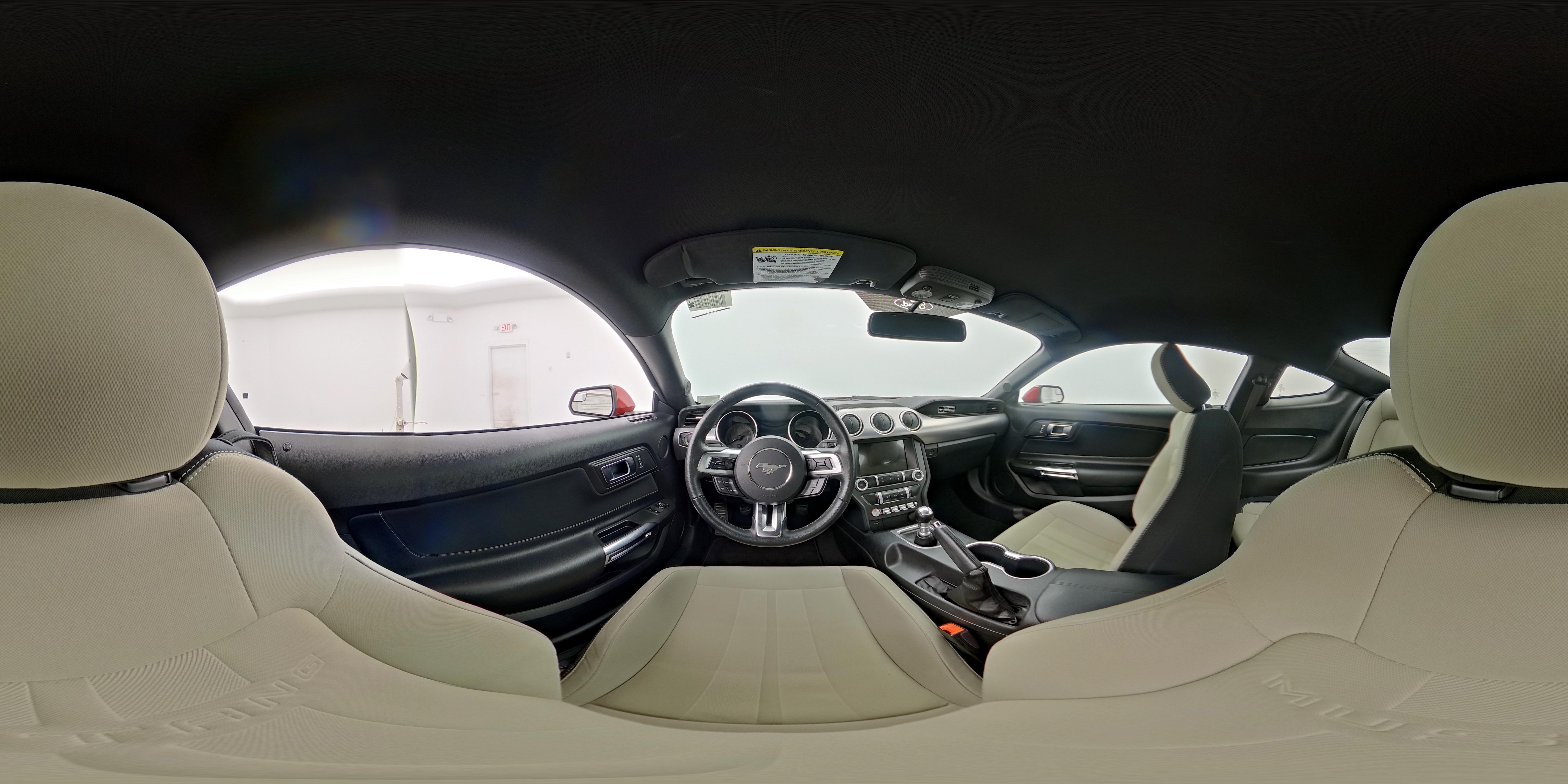 2020 Ford Mustang EcoBoost - Photo 25