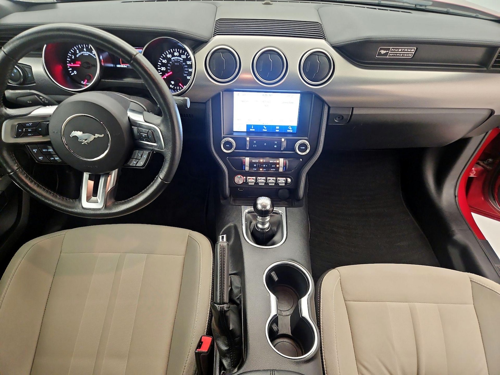 2020 Ford Mustang EcoBoost - Photo 10
