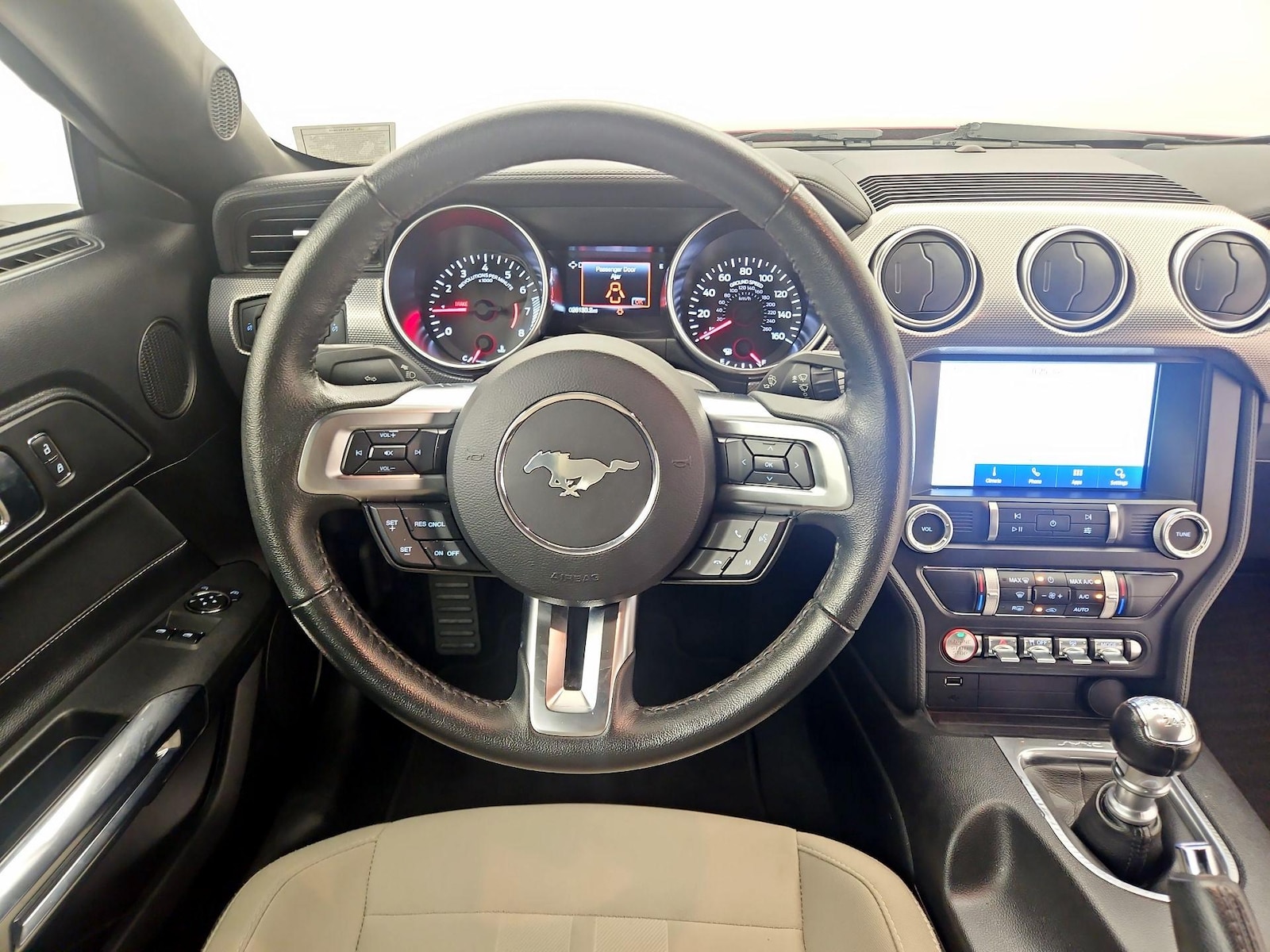 2020 Ford Mustang EcoBoost - Photo 11