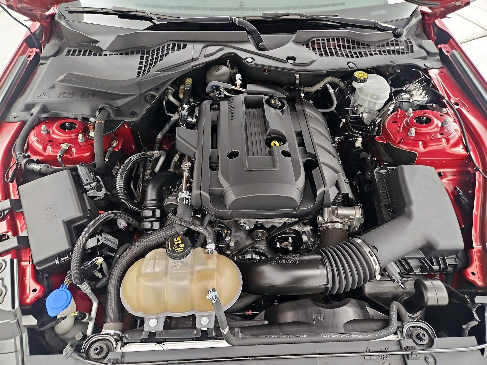 2020 Ford Mustang EcoBoost - Photo 22