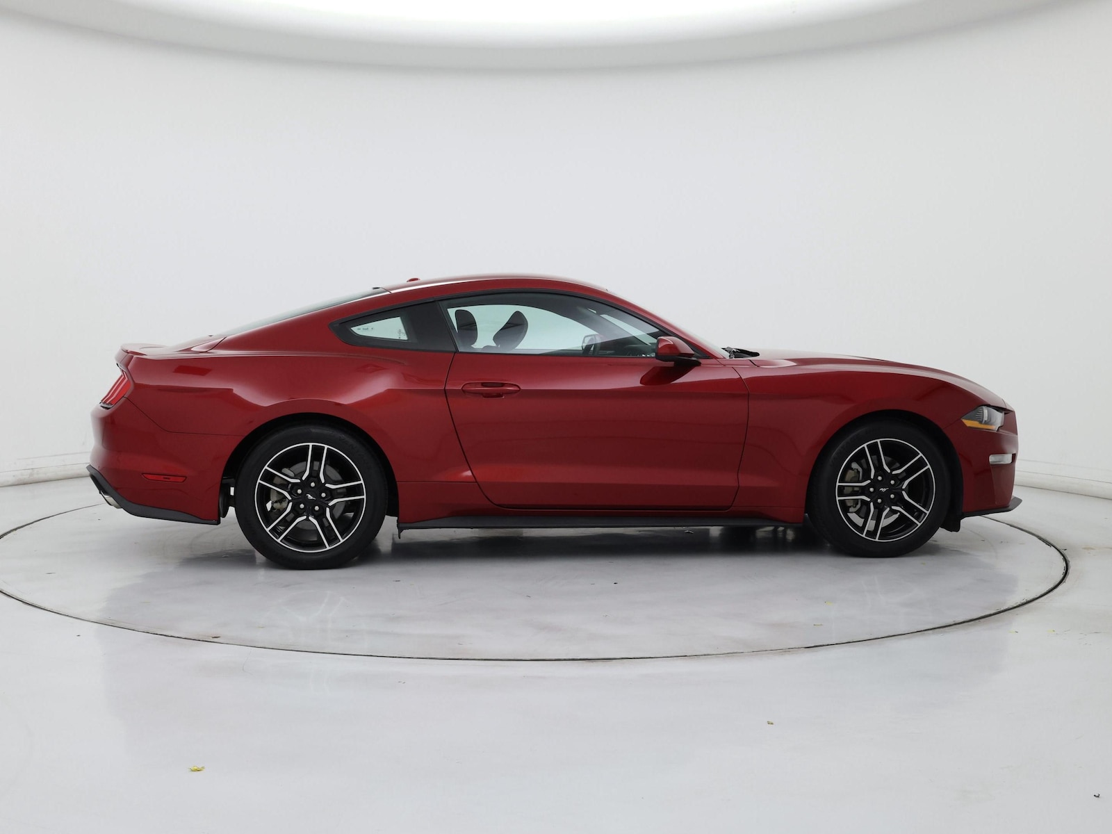 2020 Ford Mustang EcoBoost - Photo 8