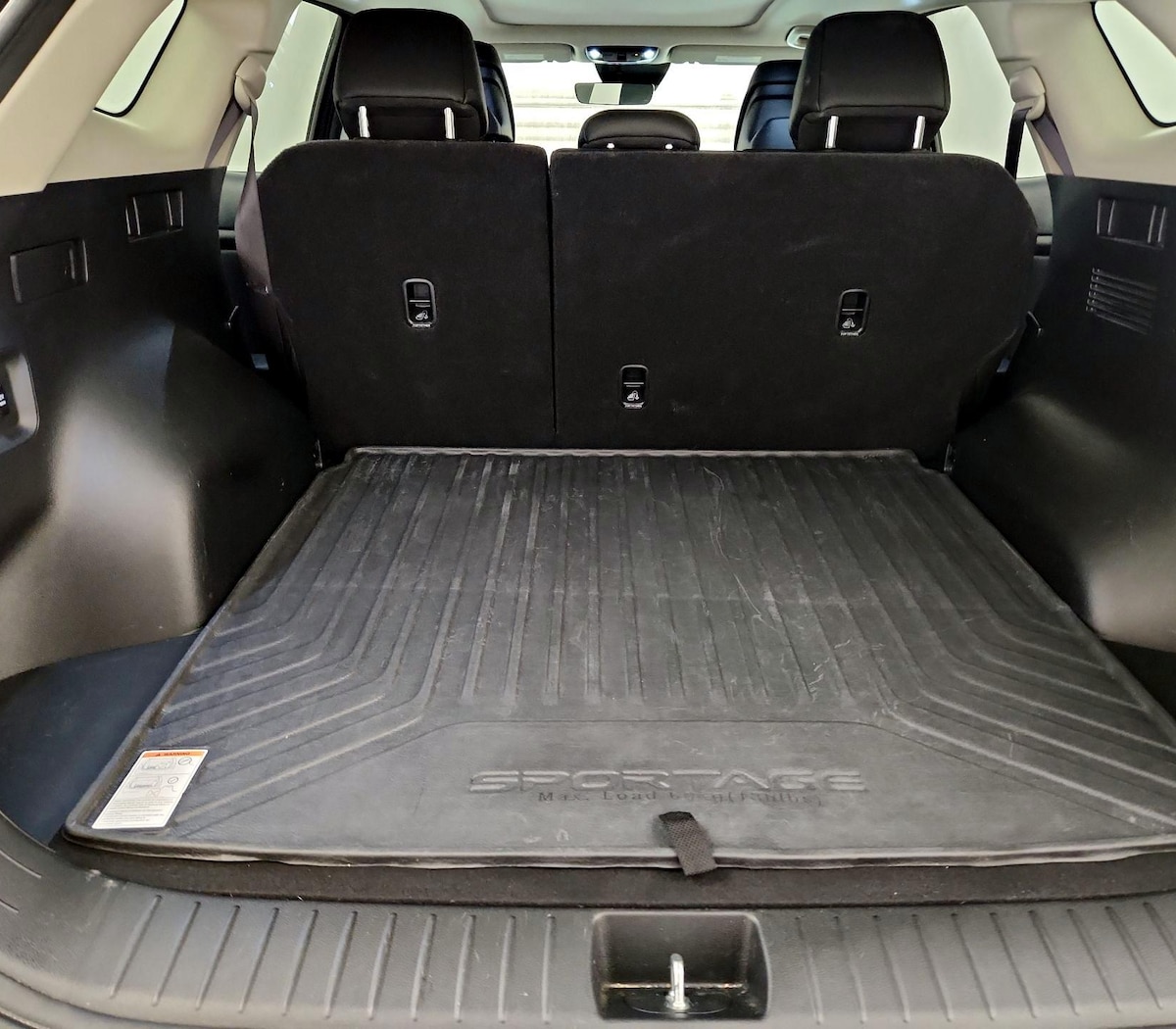 Trunk/Cargo (Seats Up)