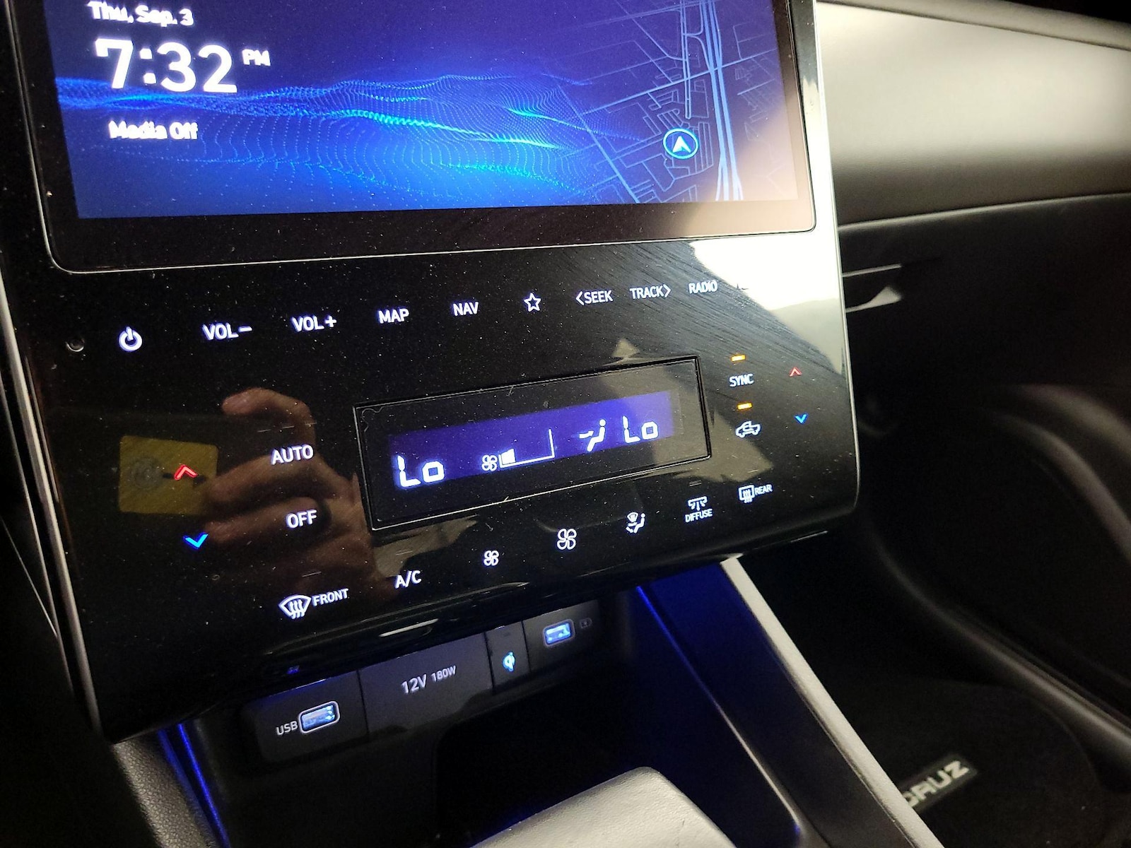 2023 Hyundai Santa Cruz Limited - Photo 18