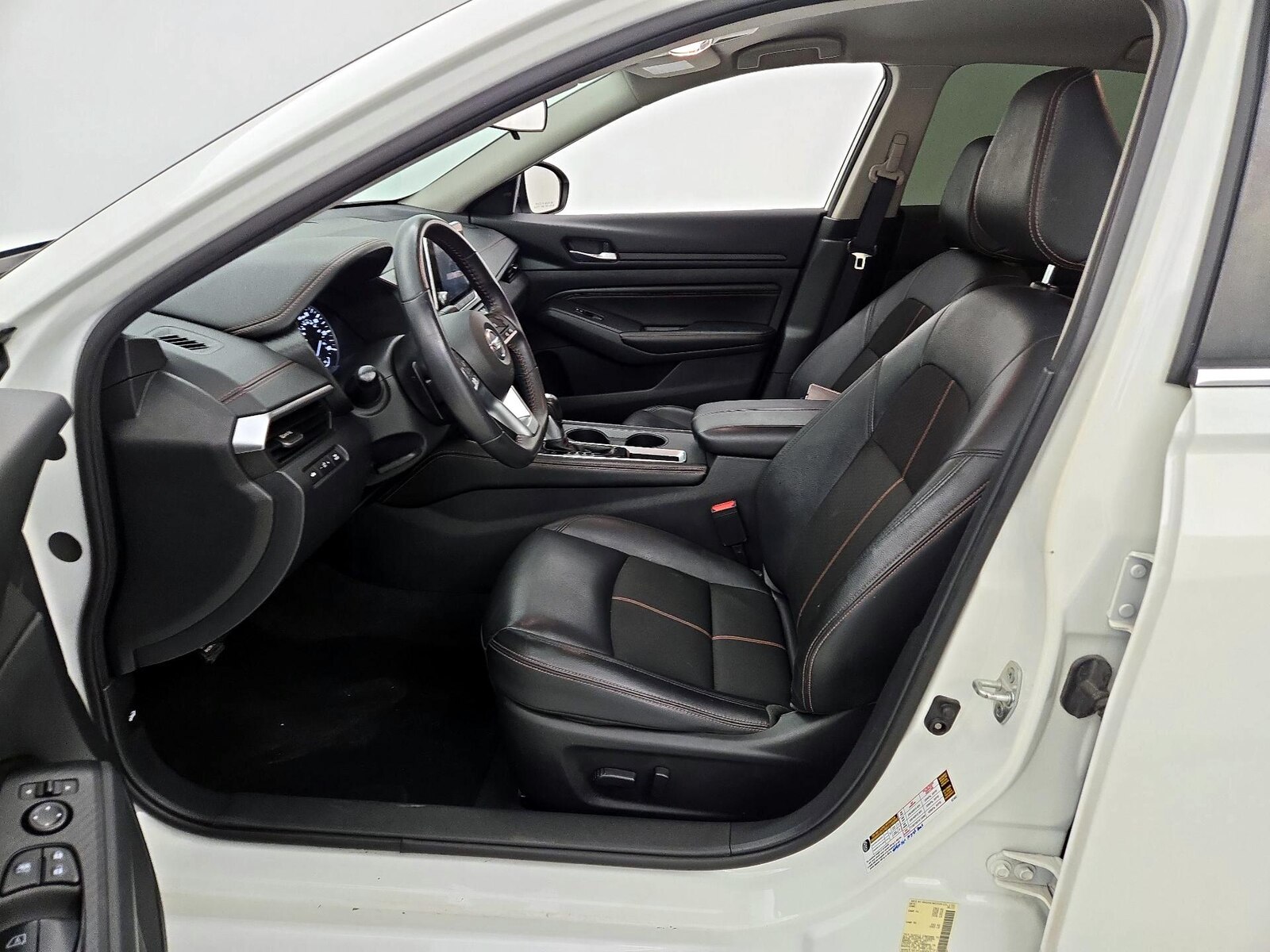 Power Seat(s) & Side Airbags