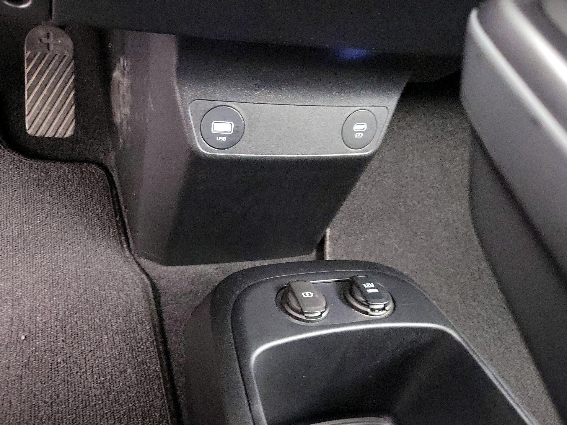 Thumbnail: 2024 Kia EV6 - 19