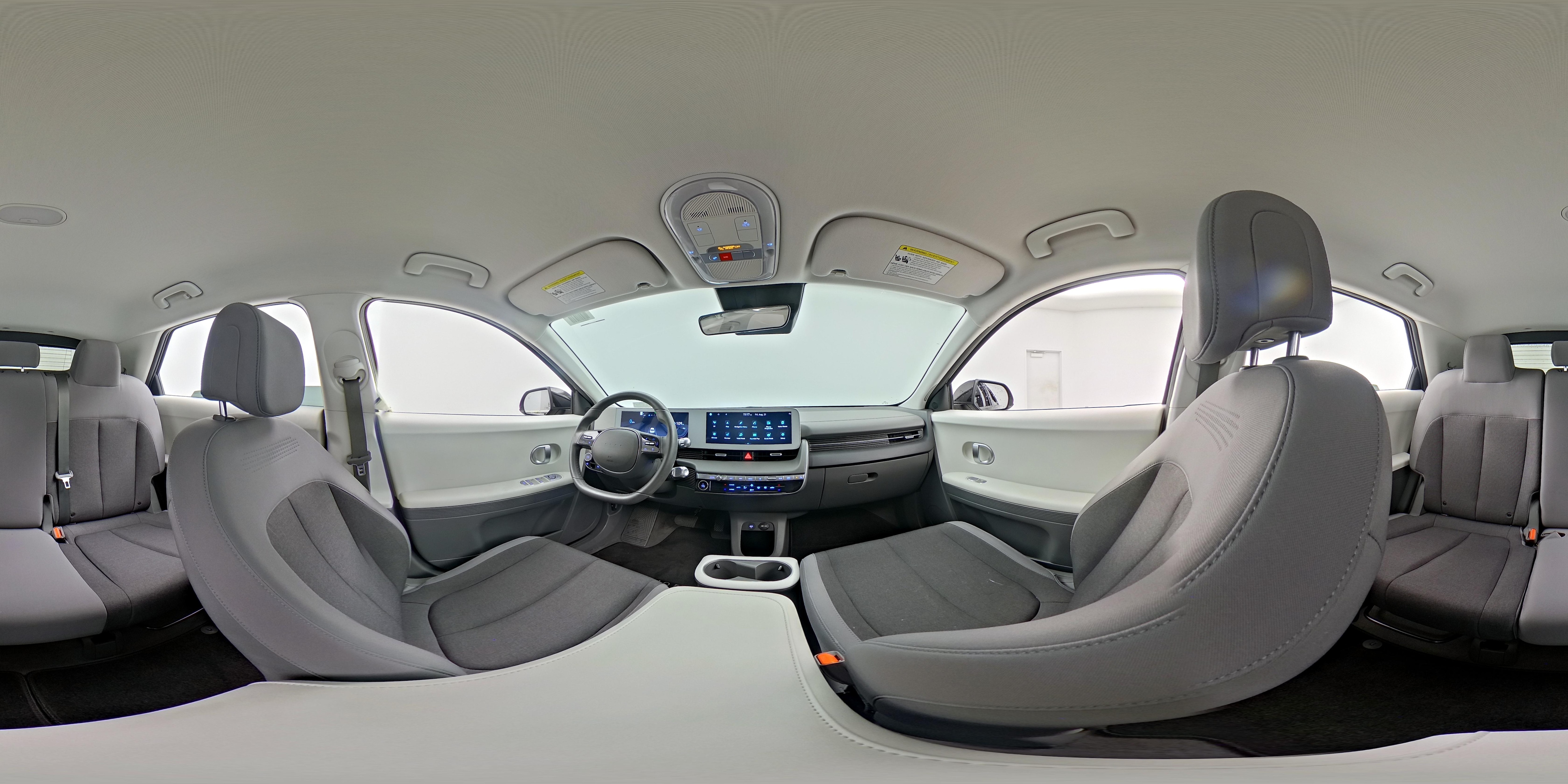2024 Hyundai IONIQ 5 SE - Photo 25