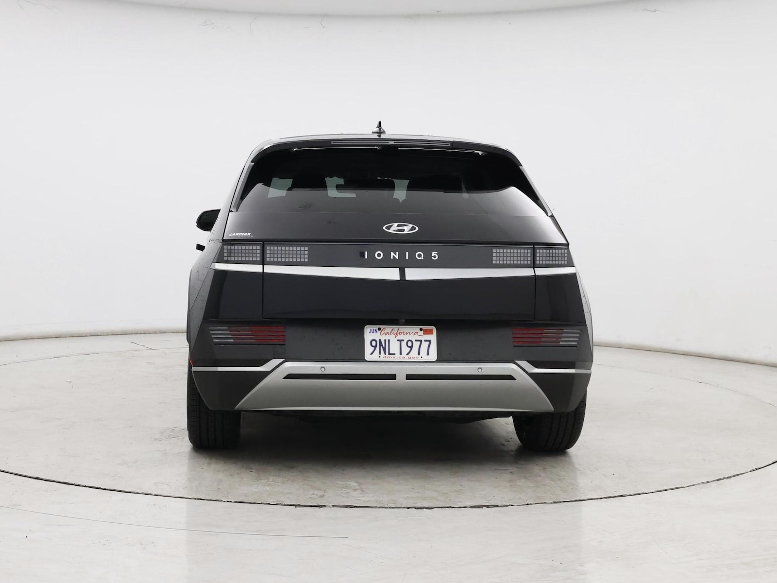 2024 Hyundai IONIQ 5 SE - Photo 7