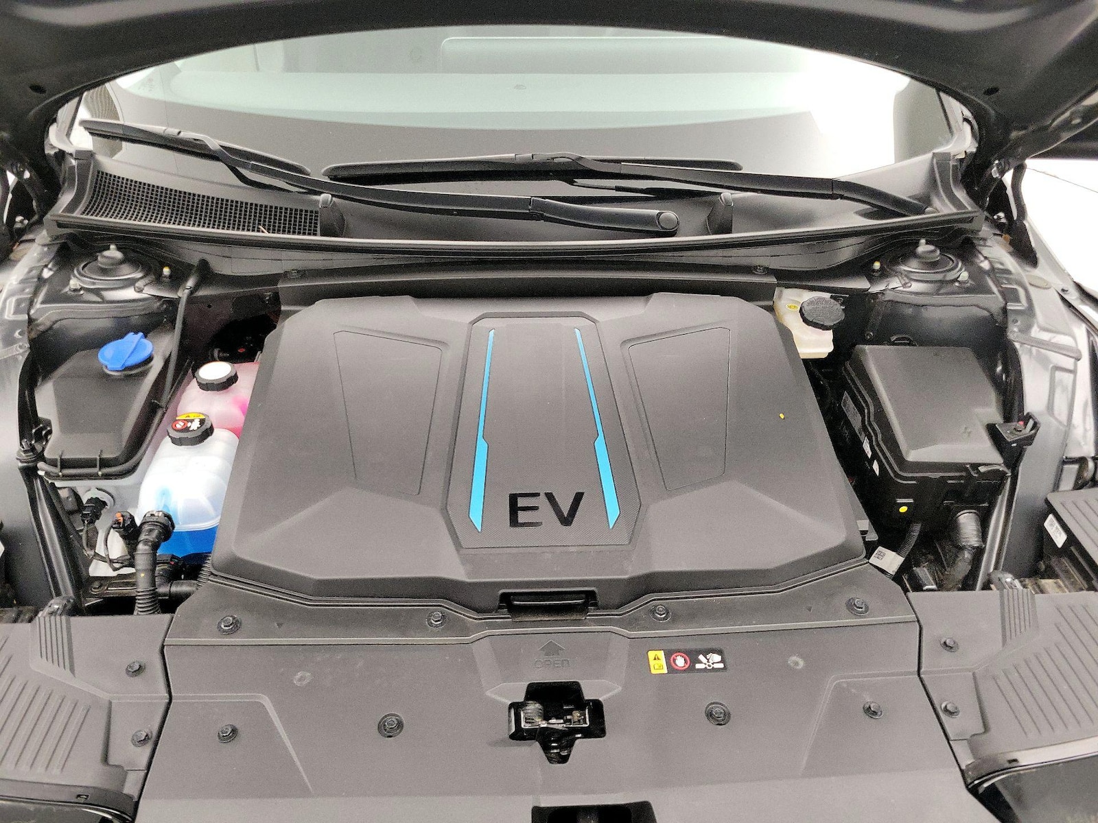 2024 Hyundai IONIQ 5 SEL - Photo 23