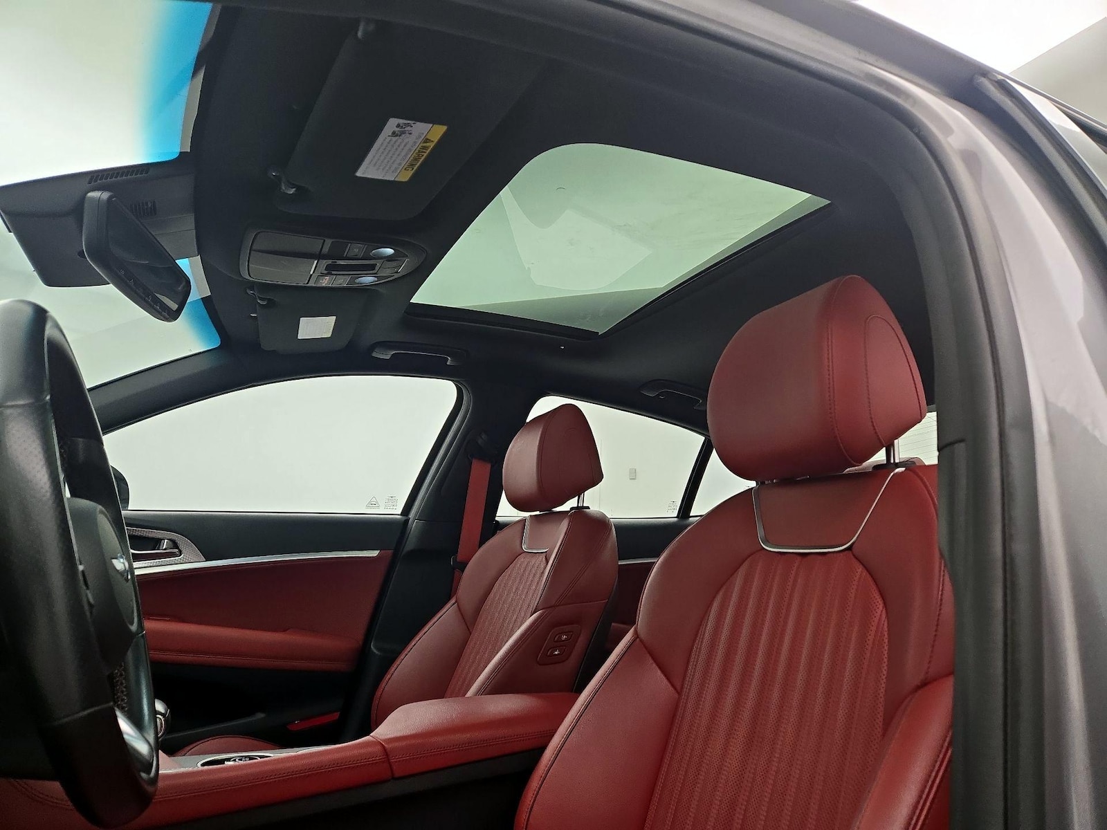 Sunroof(s) & Overhead Airbags