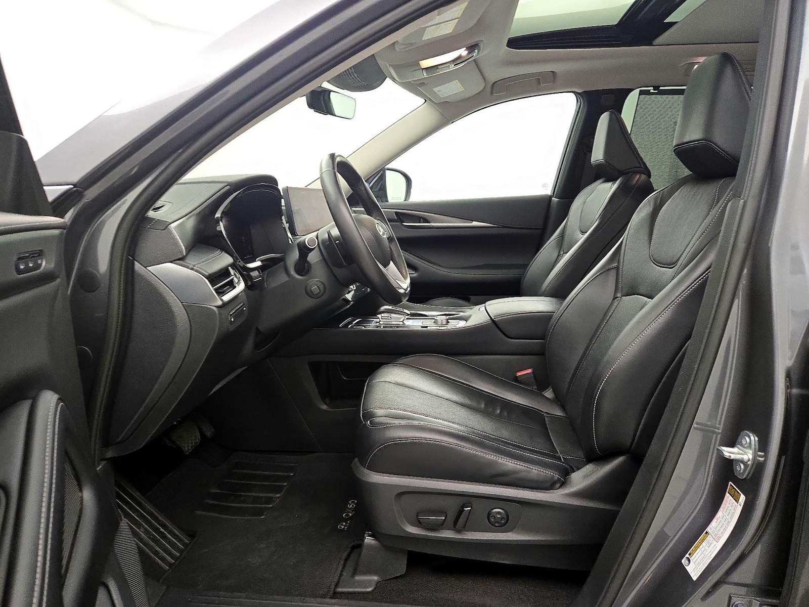 2023 INFINITI QX60 LUXE - Photo 12