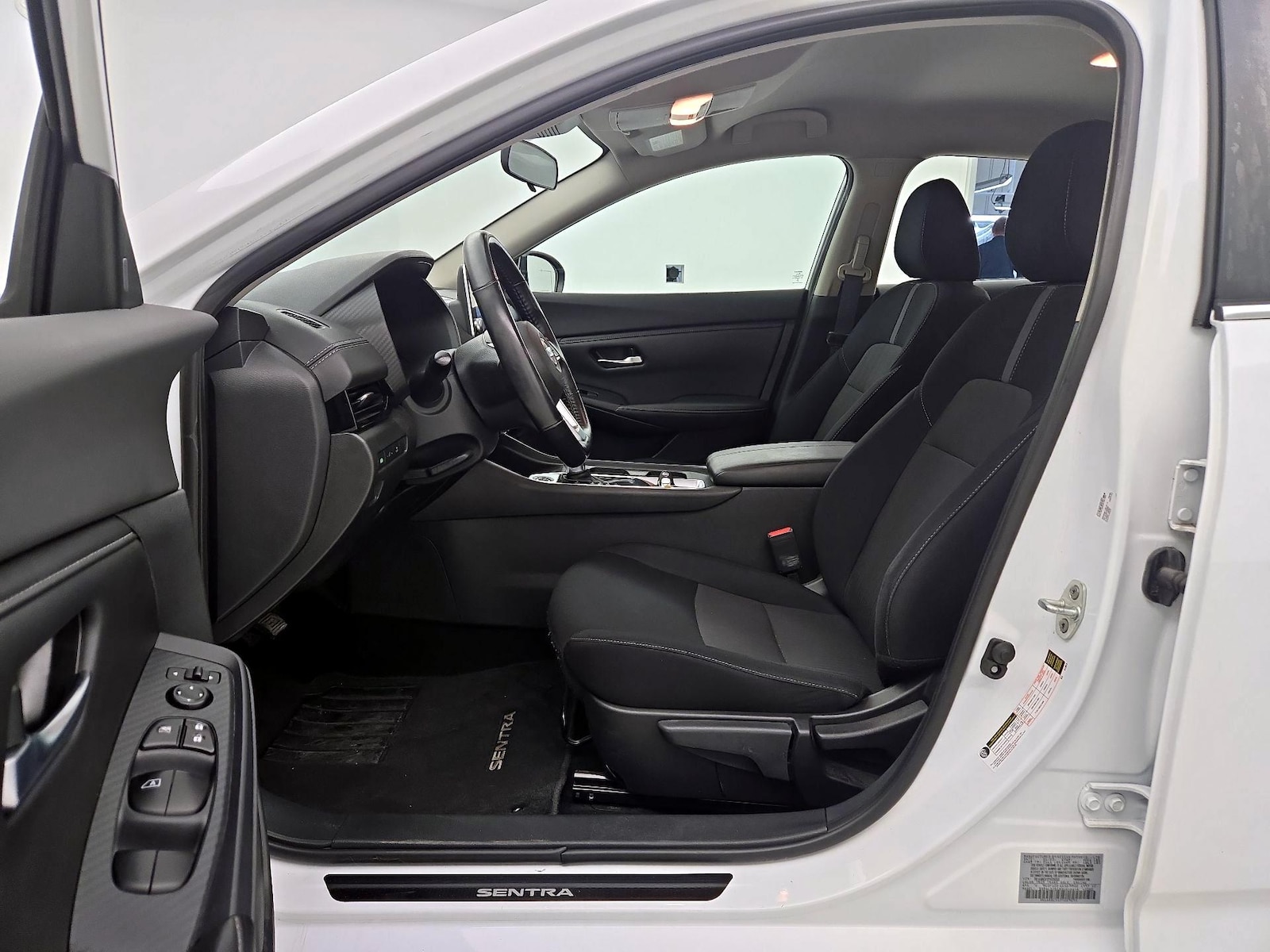 2023 Nissan Sentra SV - Photo 12