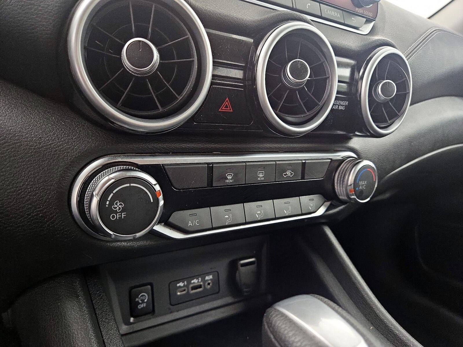 2025 Nissan Sentra SV - Photo 17