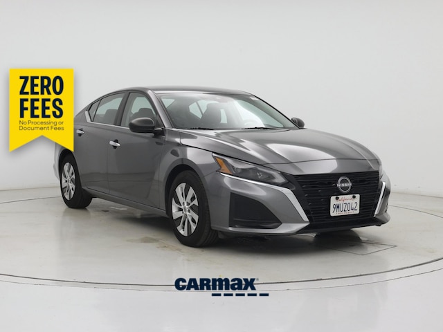 Gray 2024 Nissan Altima Sedan Front-Wheel Drive Automatic