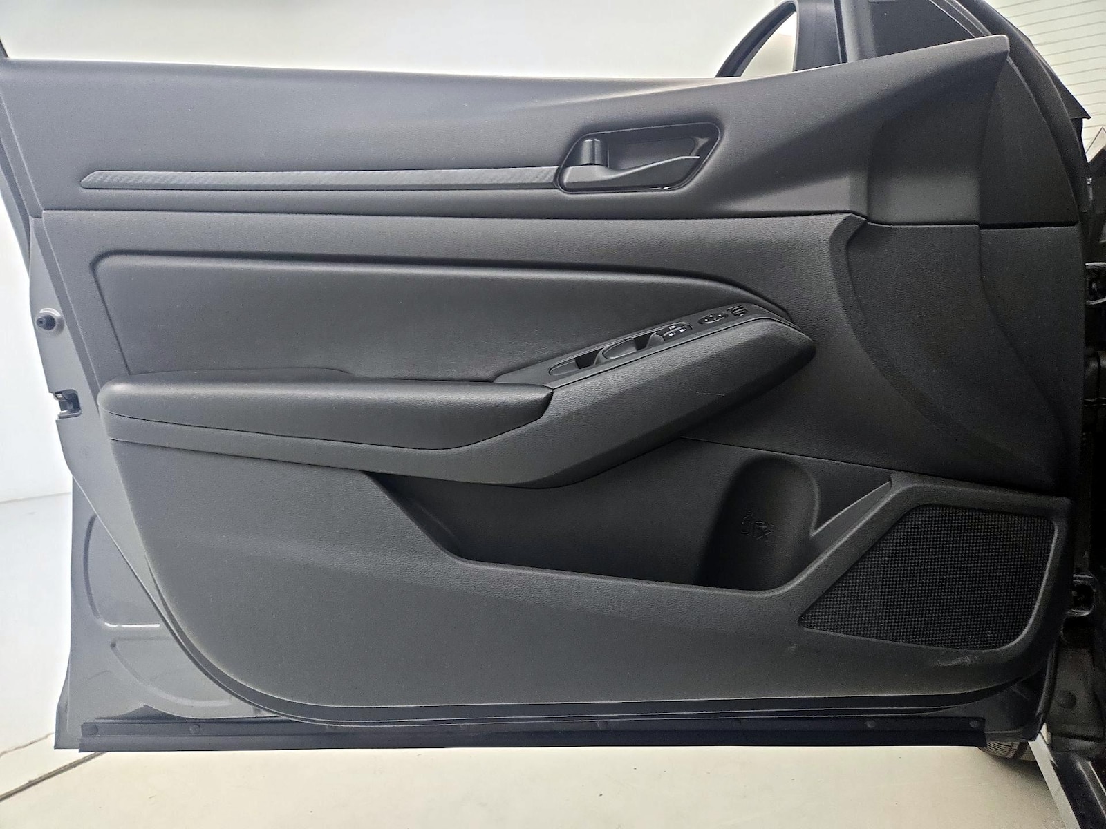 2024 Nissan Altima S - Photo 13