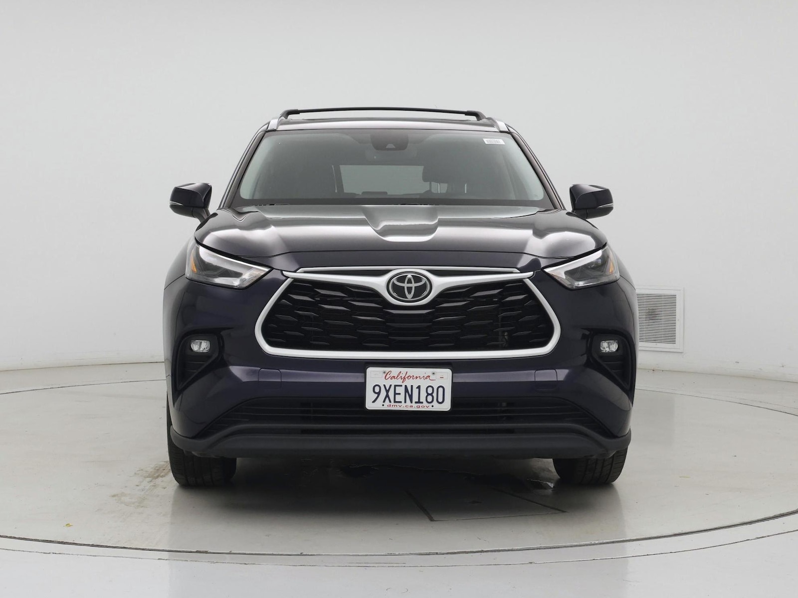2023 Toyota Highlander L - Photo 6