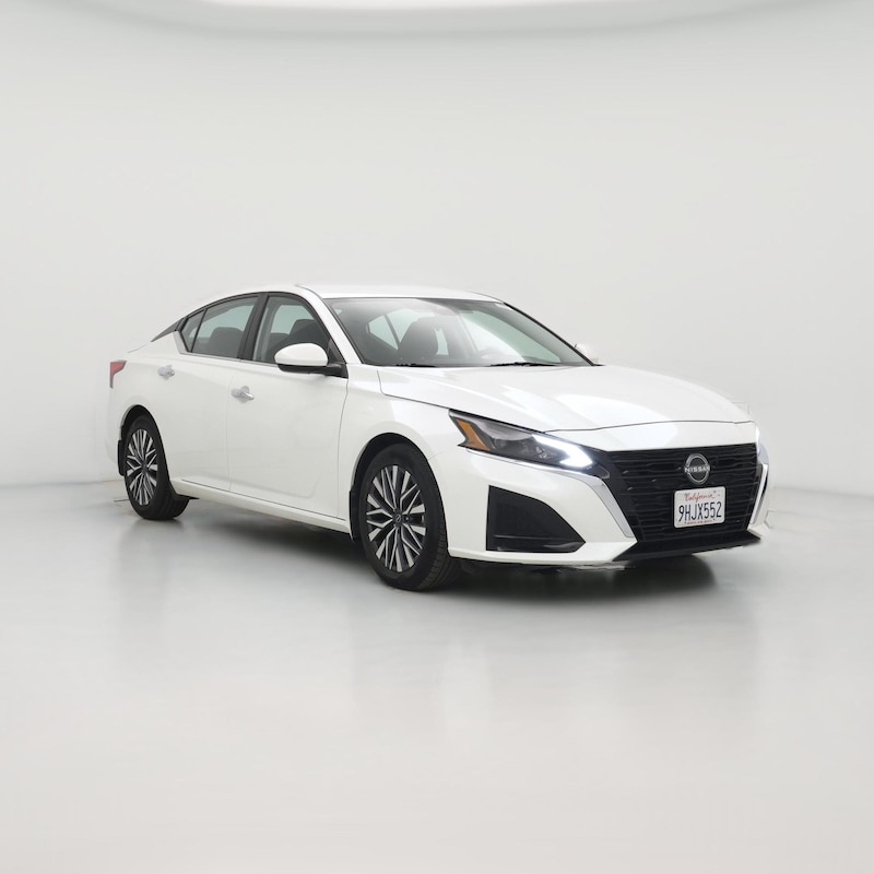 2023 Nissan Altima SV