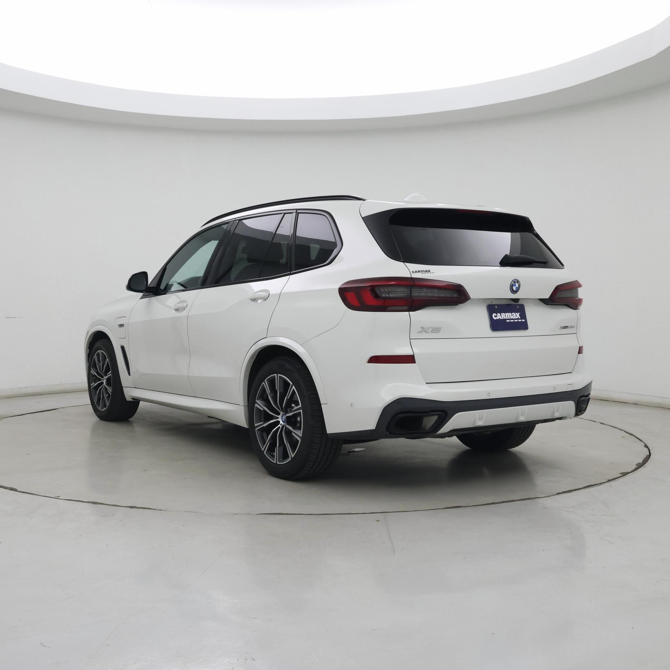 Thumbnail: 2023 BMW X5 - 2
