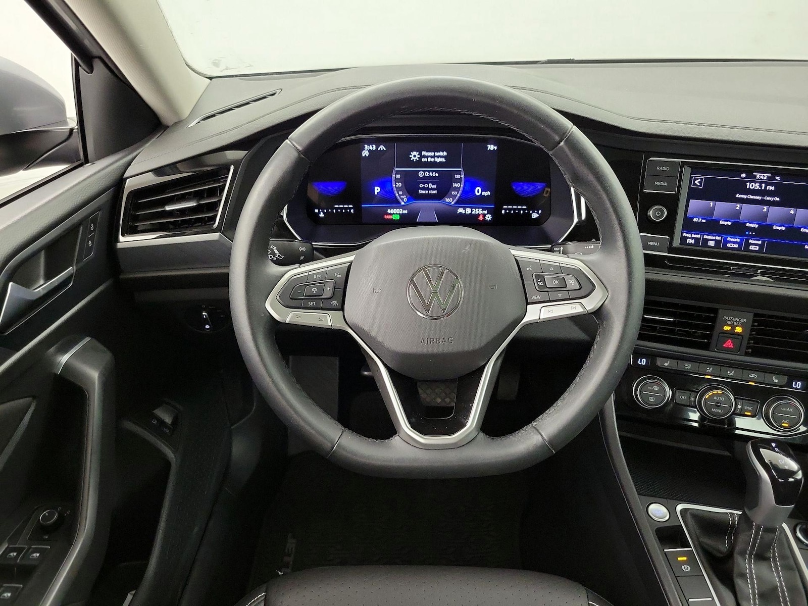 2024 Volkswagen Jetta SE - Photo 11