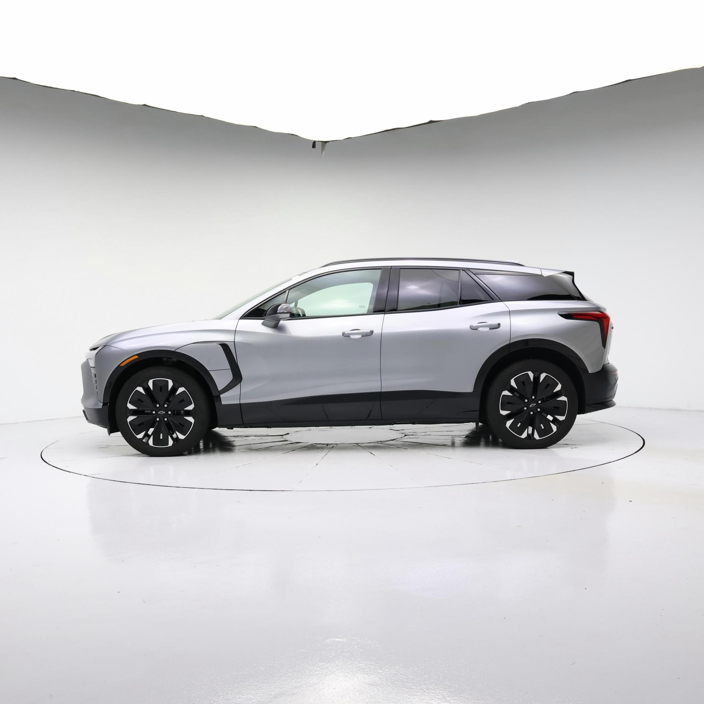 Thumbnail: 2024 Chevrolet Blazer EV - 3