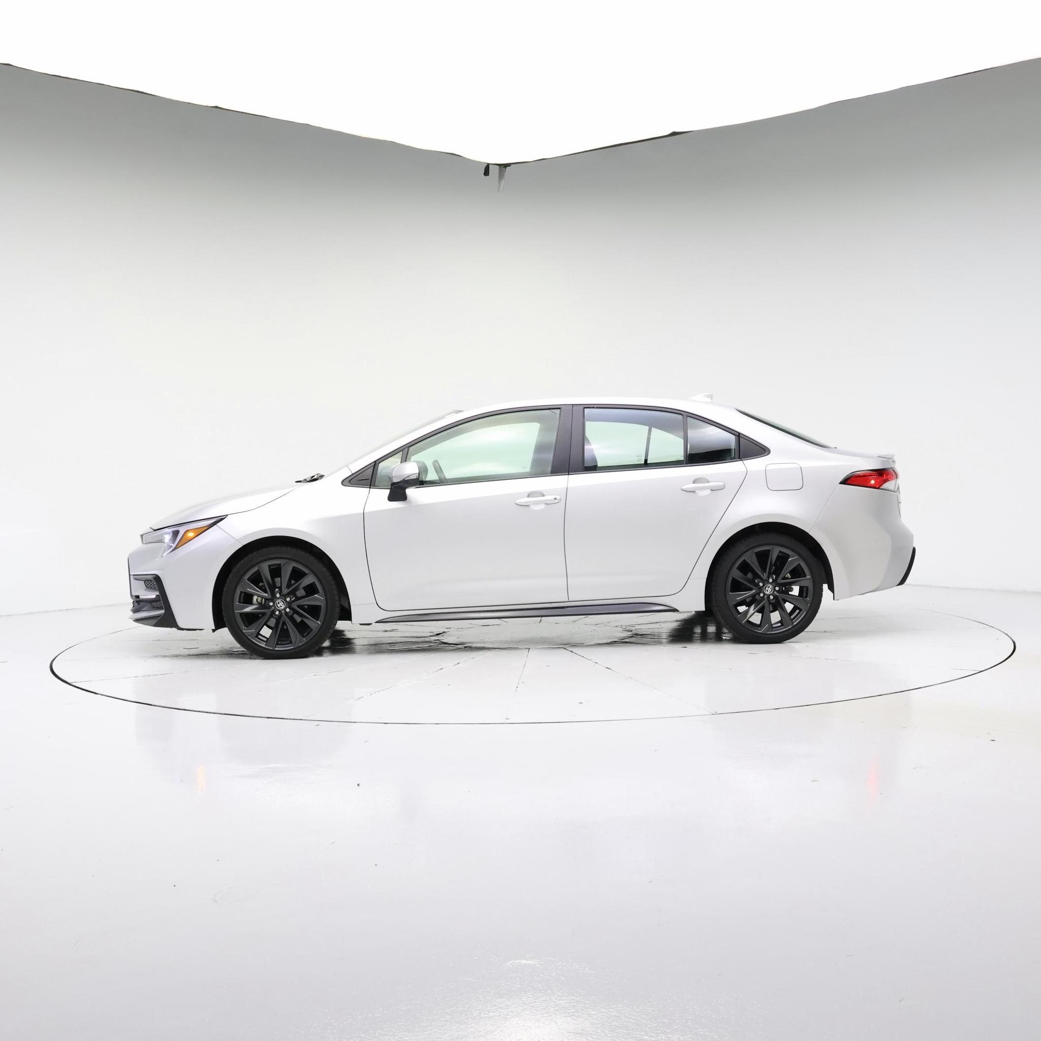 Thumbnail: 2025 Toyota Corolla - 3