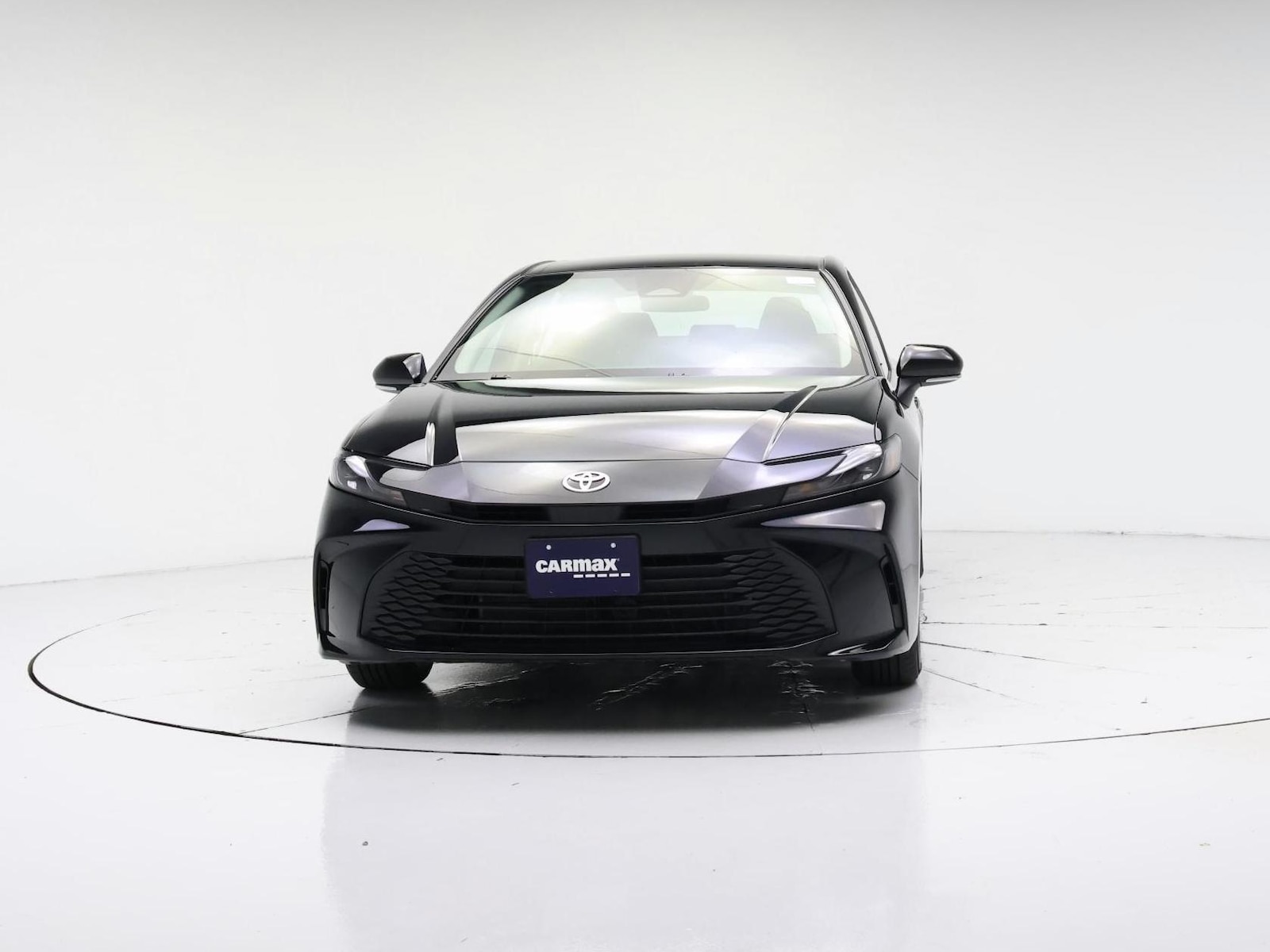 2025 Toyota Camry LE - Photo 6
