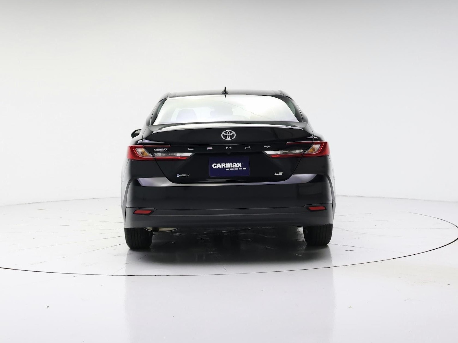 2025 Toyota Camry LE - Photo 7