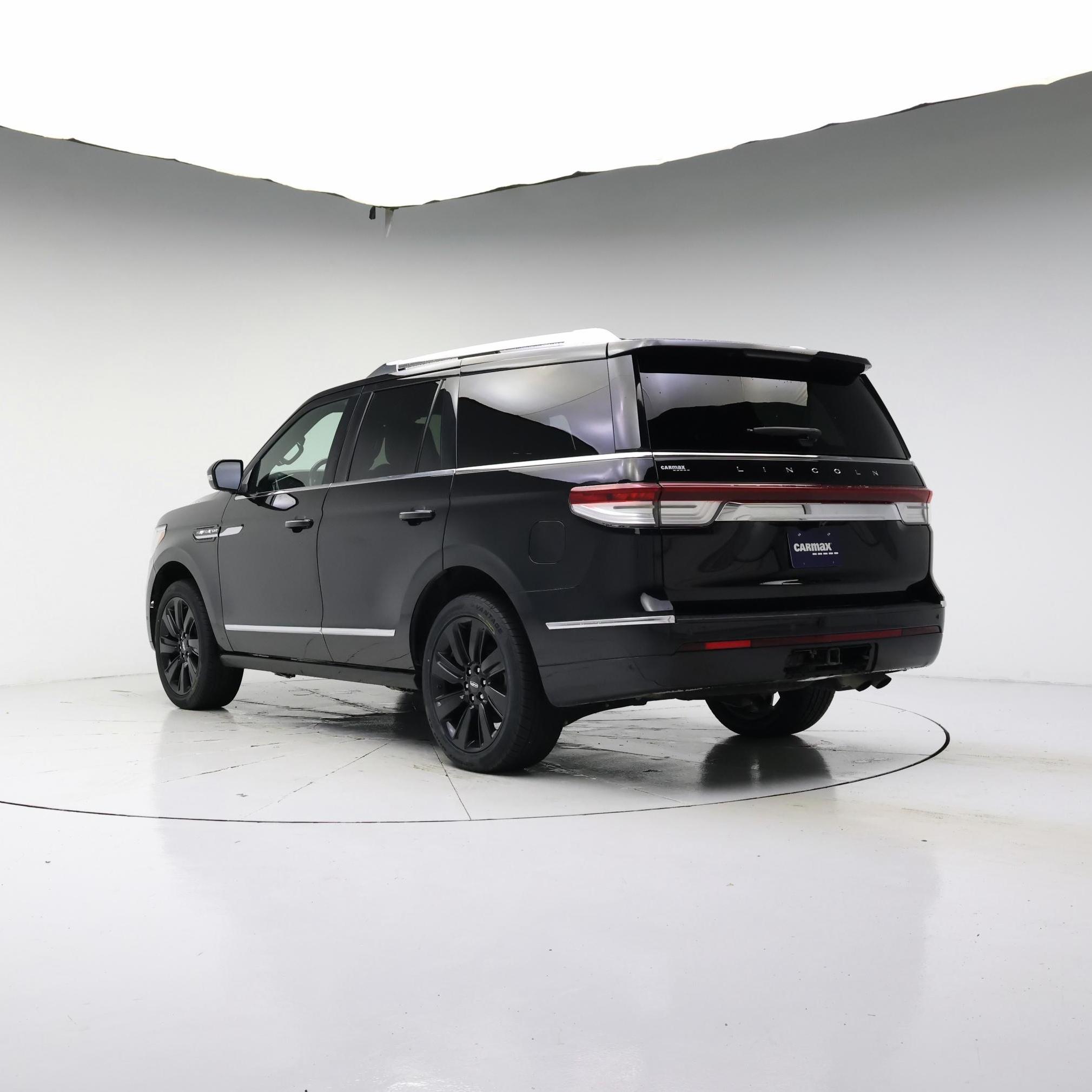 Thumbnail: 2023 Lincoln Navigator - 2