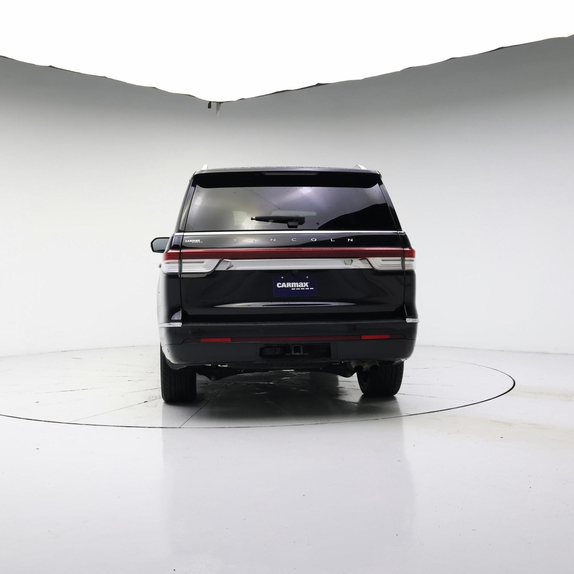 Thumbnail: 2023 Lincoln Navigator - 6
