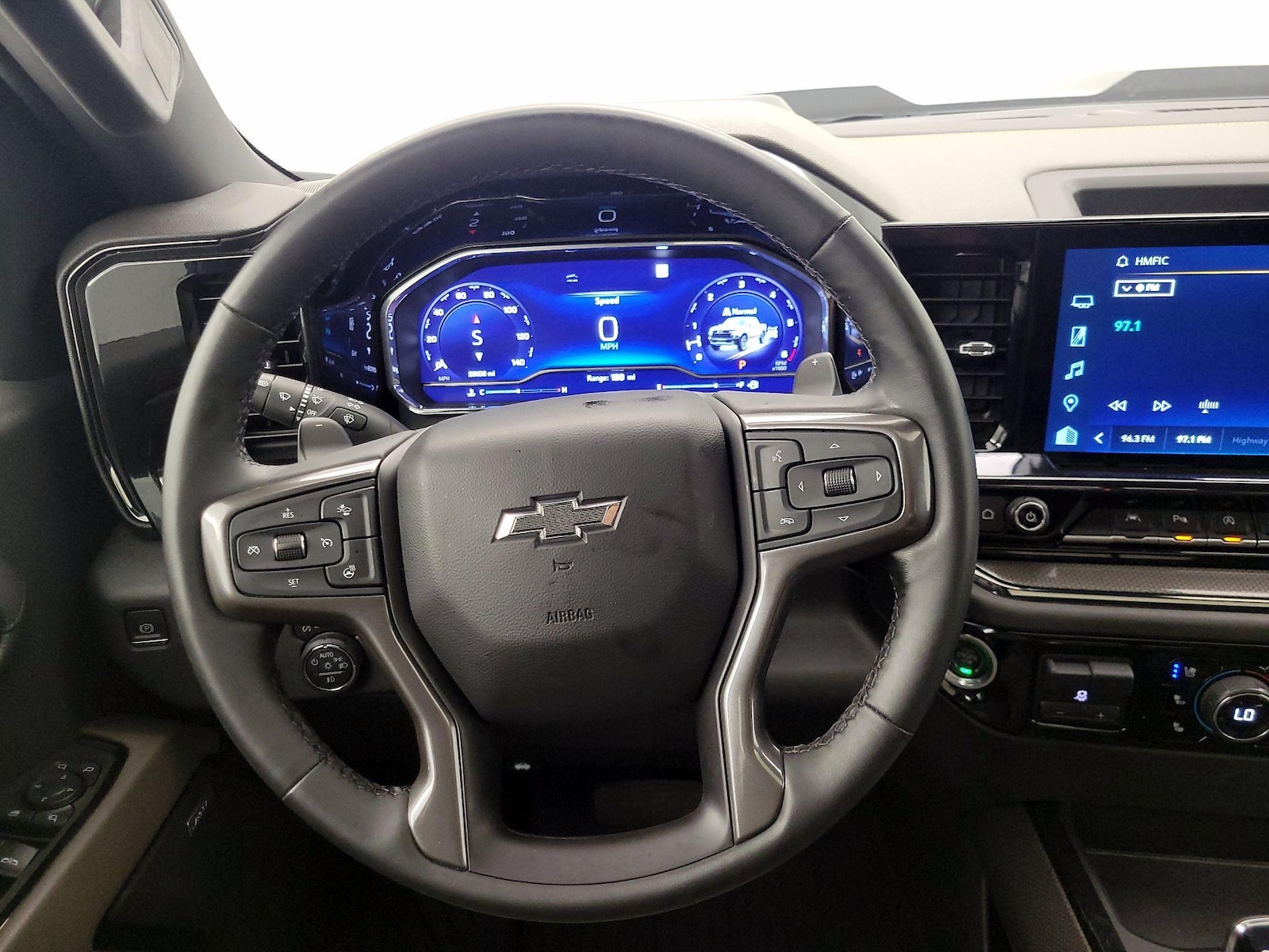 2023 Chevrolet Silverado 1500 ZR2 - Photo 11